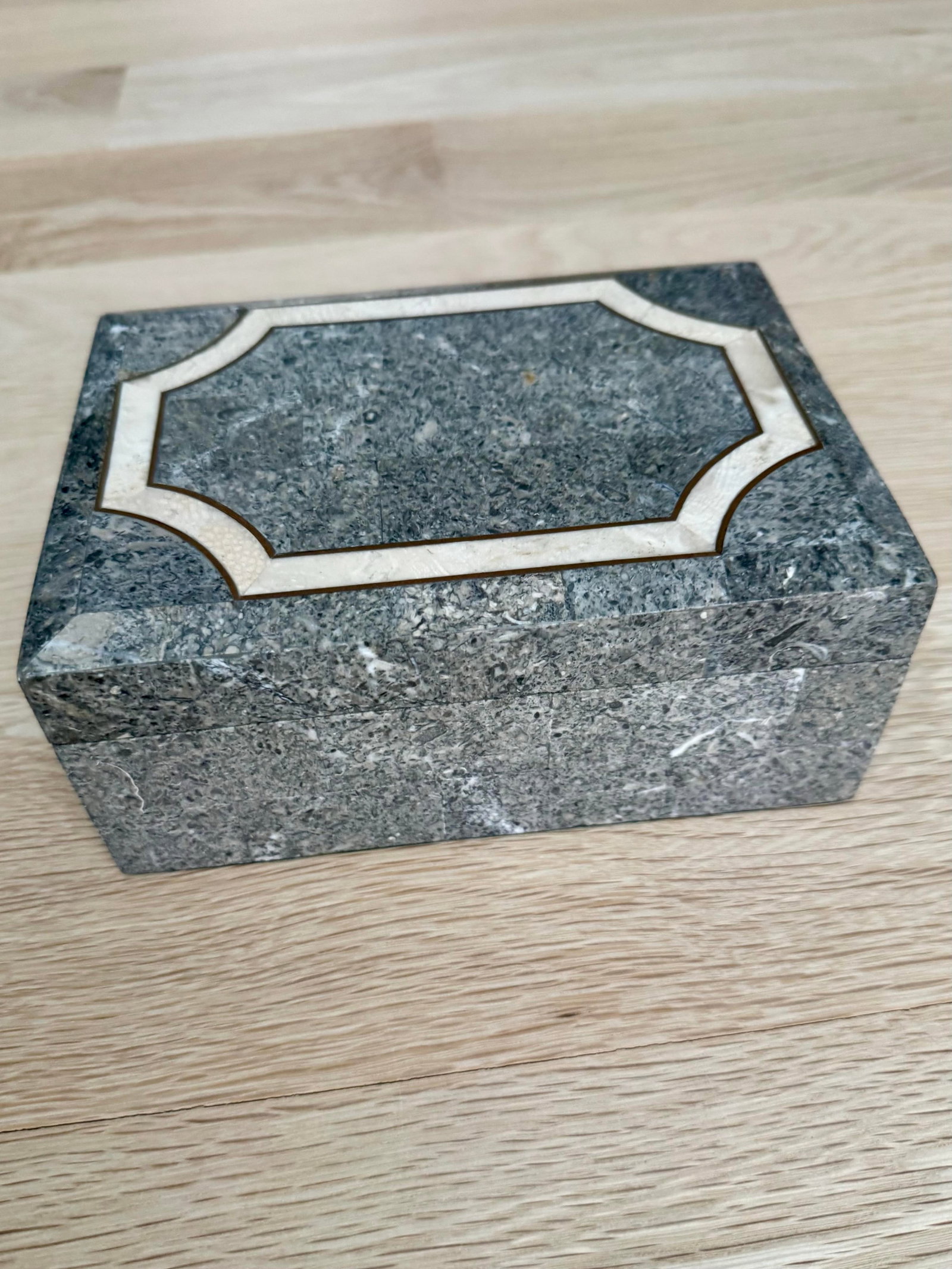 Vintage Maitland-Smith Marble & Brass Inlaid Trinket Box With Wood Interior, Rare Style - 2