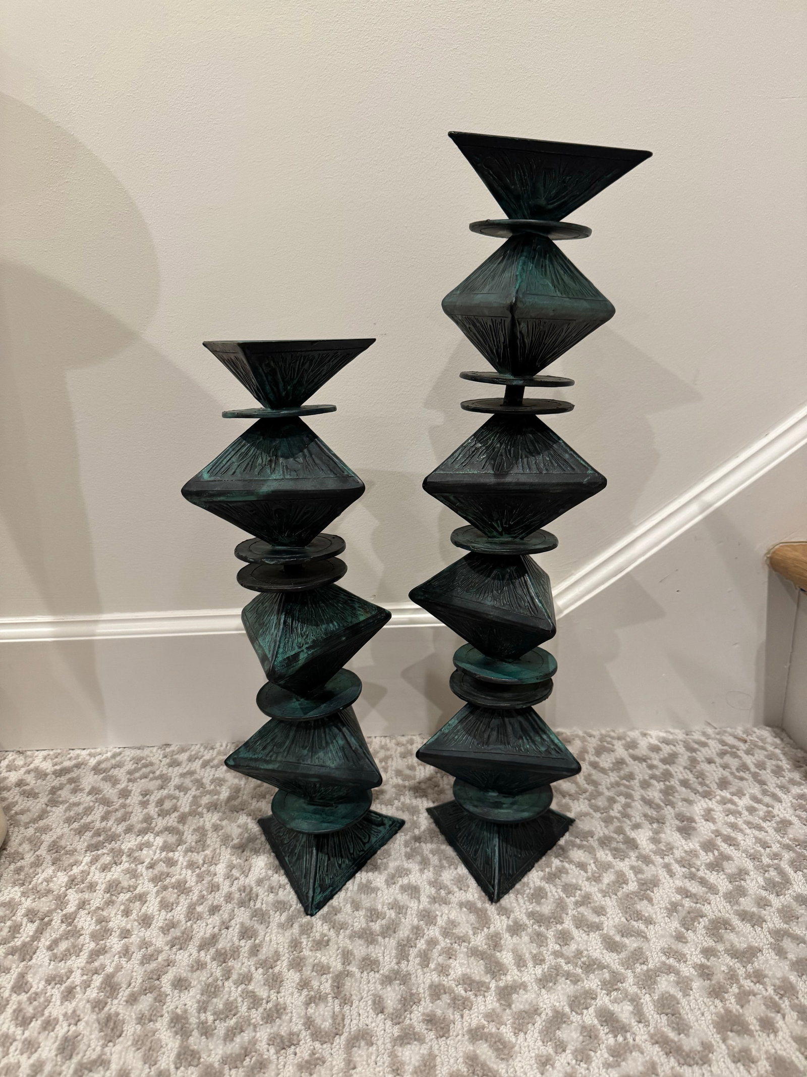 Monumental Signed Modernist/Brutalist Sculptural Candlesticks in Verdigris Patinated Bronze, 1970s, - 10