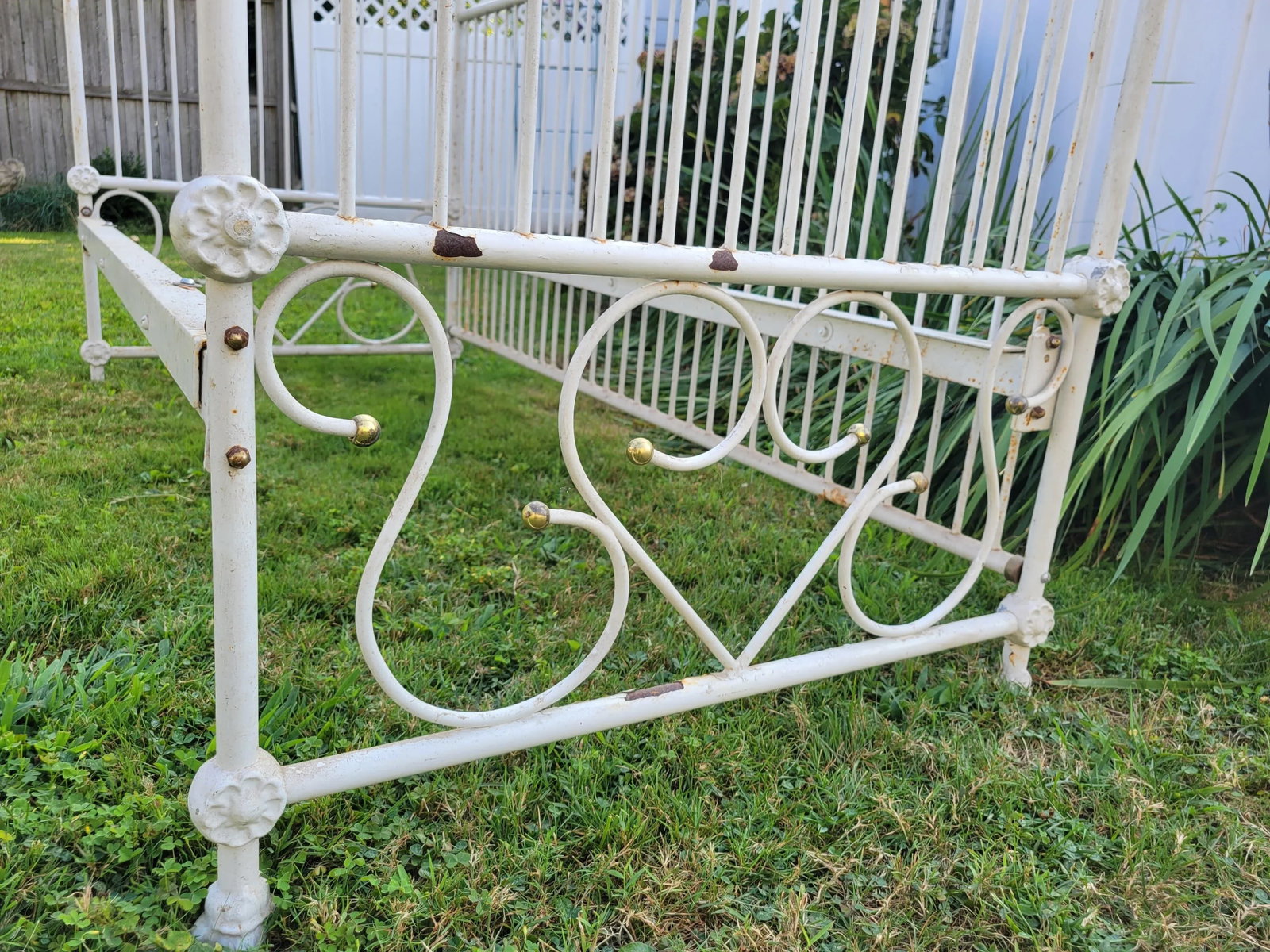 Early 20th Century Vintage Iron Daybed - 6