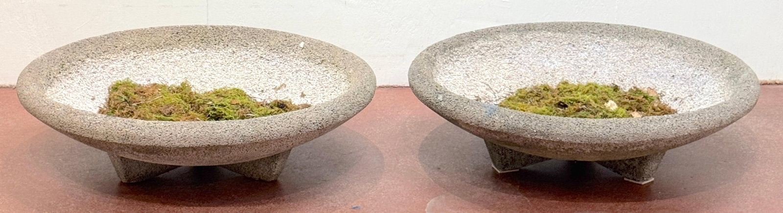 Pair Monumental Willy Guhl French Cast Stone Garden Planters, Circa 1955-1970 - 15