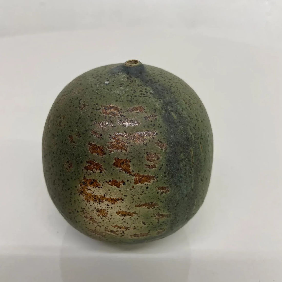 1970s Green Art Pottery Style Rose Cabat Feelie Vase California - 3