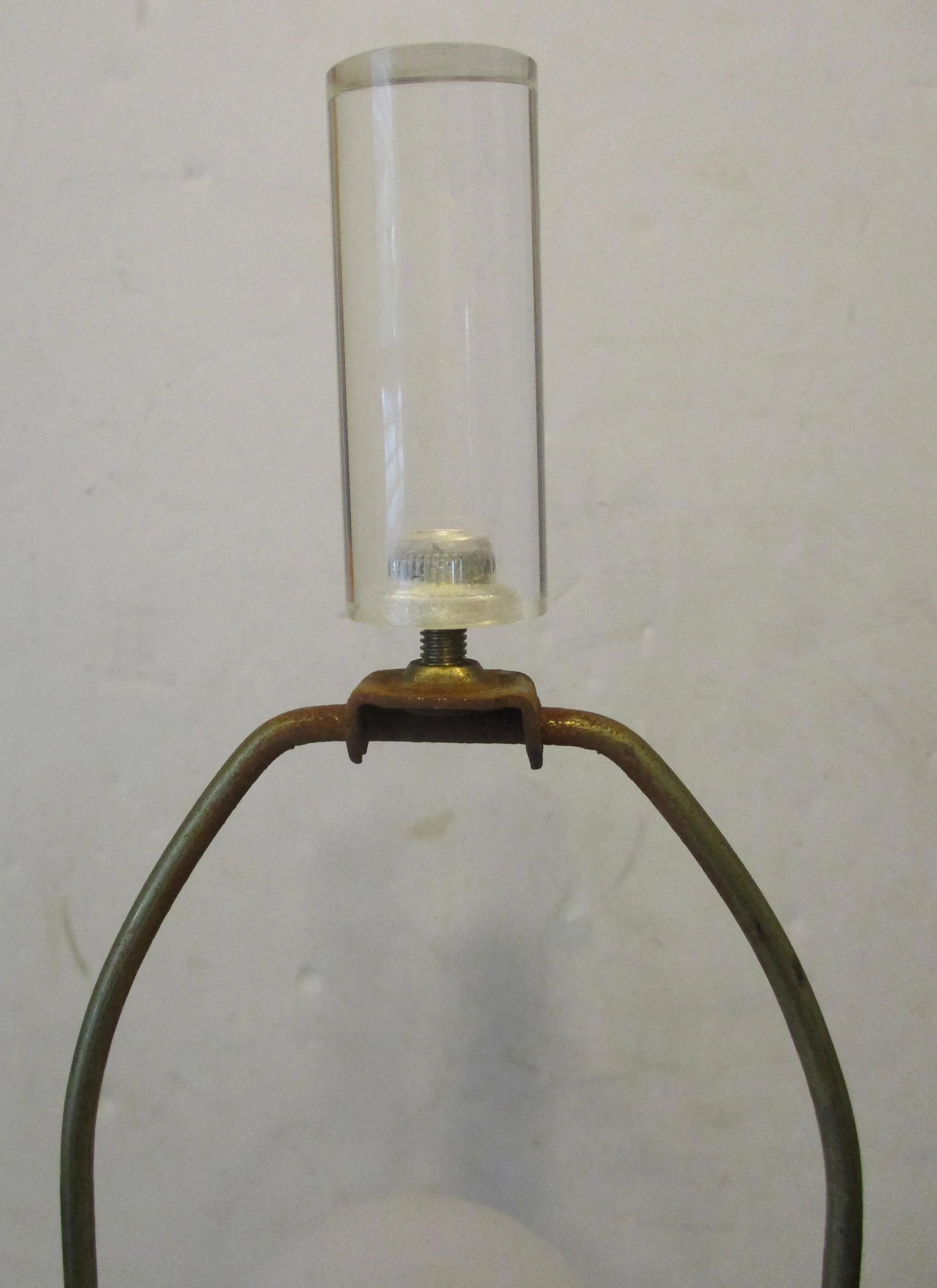 1970s Chapman Brass Lucite Ginger Jar Black Snakeskin Pattern Shade Table Lamp - 9