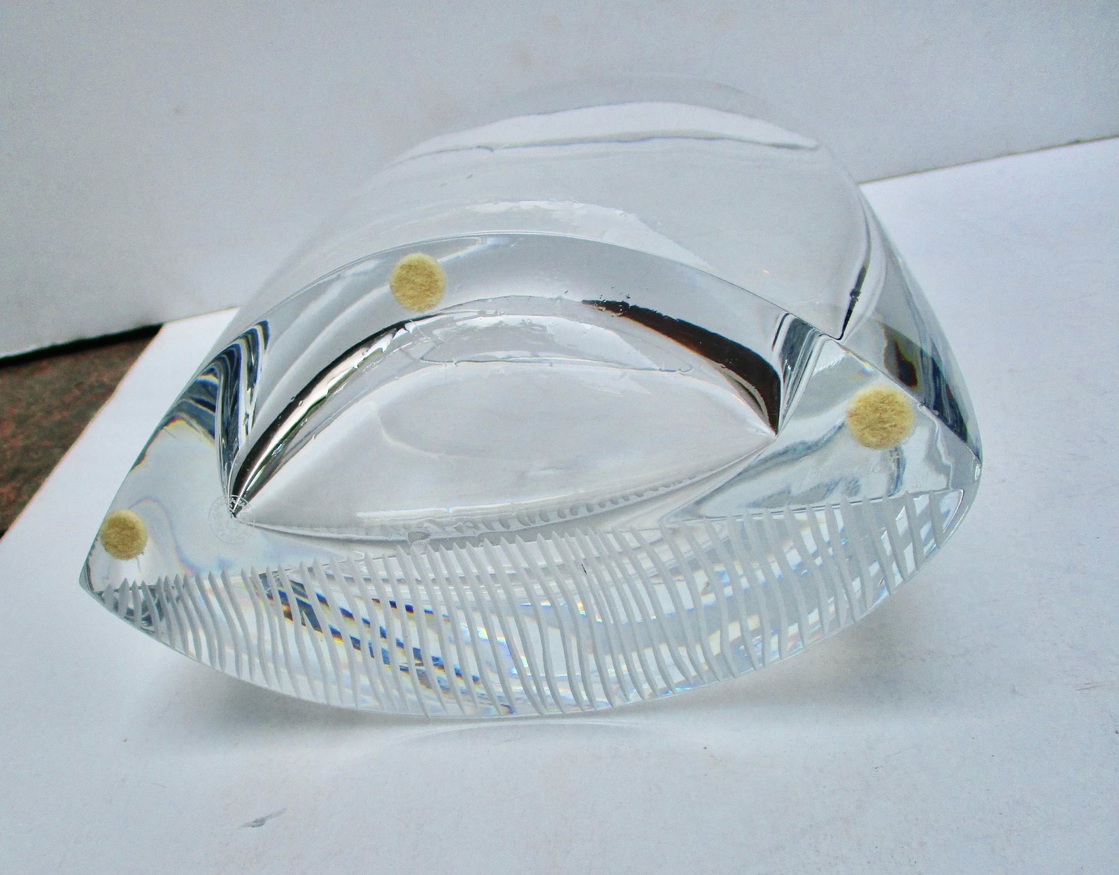 Late 20th Century Baccarat Crystal Leaning Vase - 7