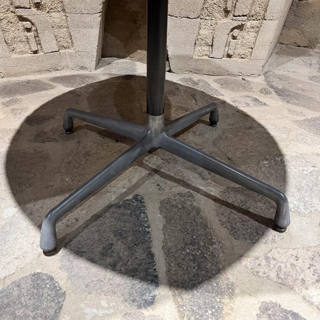 1980s Charles & Ray Eames Table by Herman Miller Aluminum Group - 2