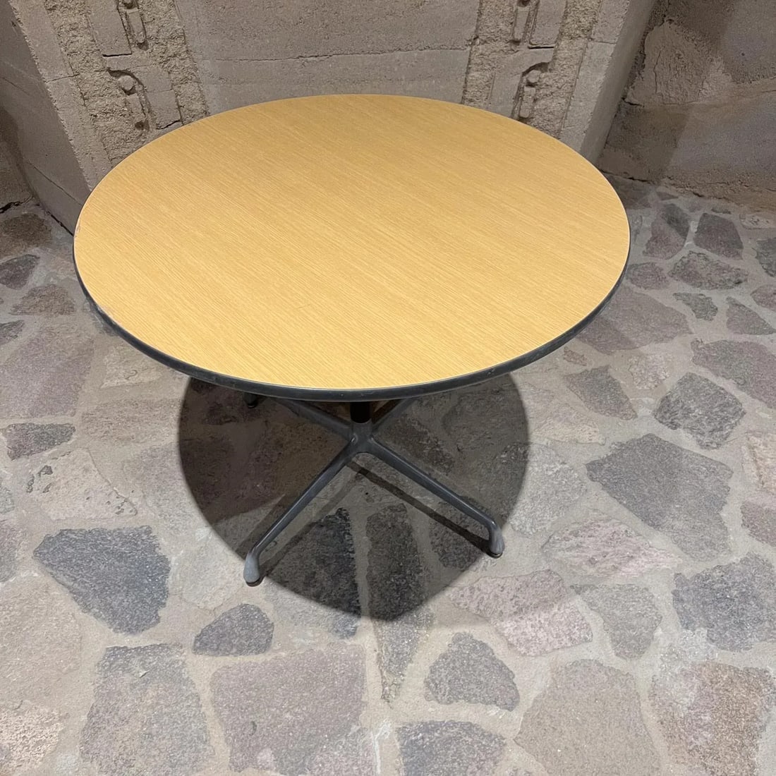 1980s Charles & Ray Eames Table by Herman Miller Aluminum Group - 4