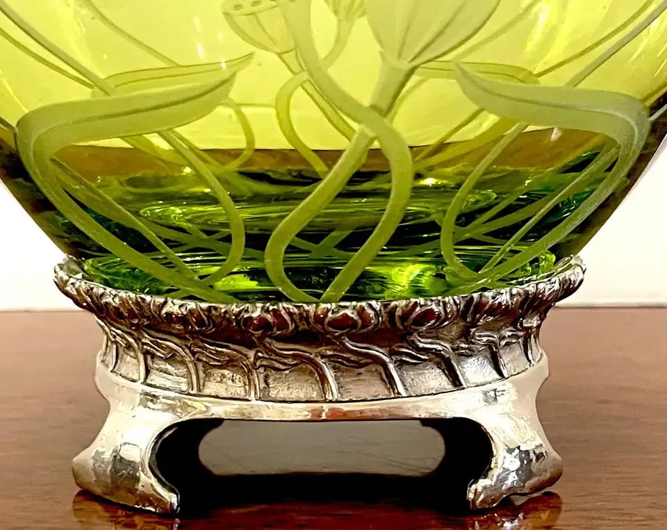 Early 20th Century Wmf Art Nouveau Silverplated Dragonfly Motif & Engraved Green Crystal Box - 8