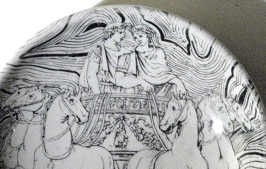 Vintage Piero Fornasetti Black and White Ashtray of a Roman Chariot - 3