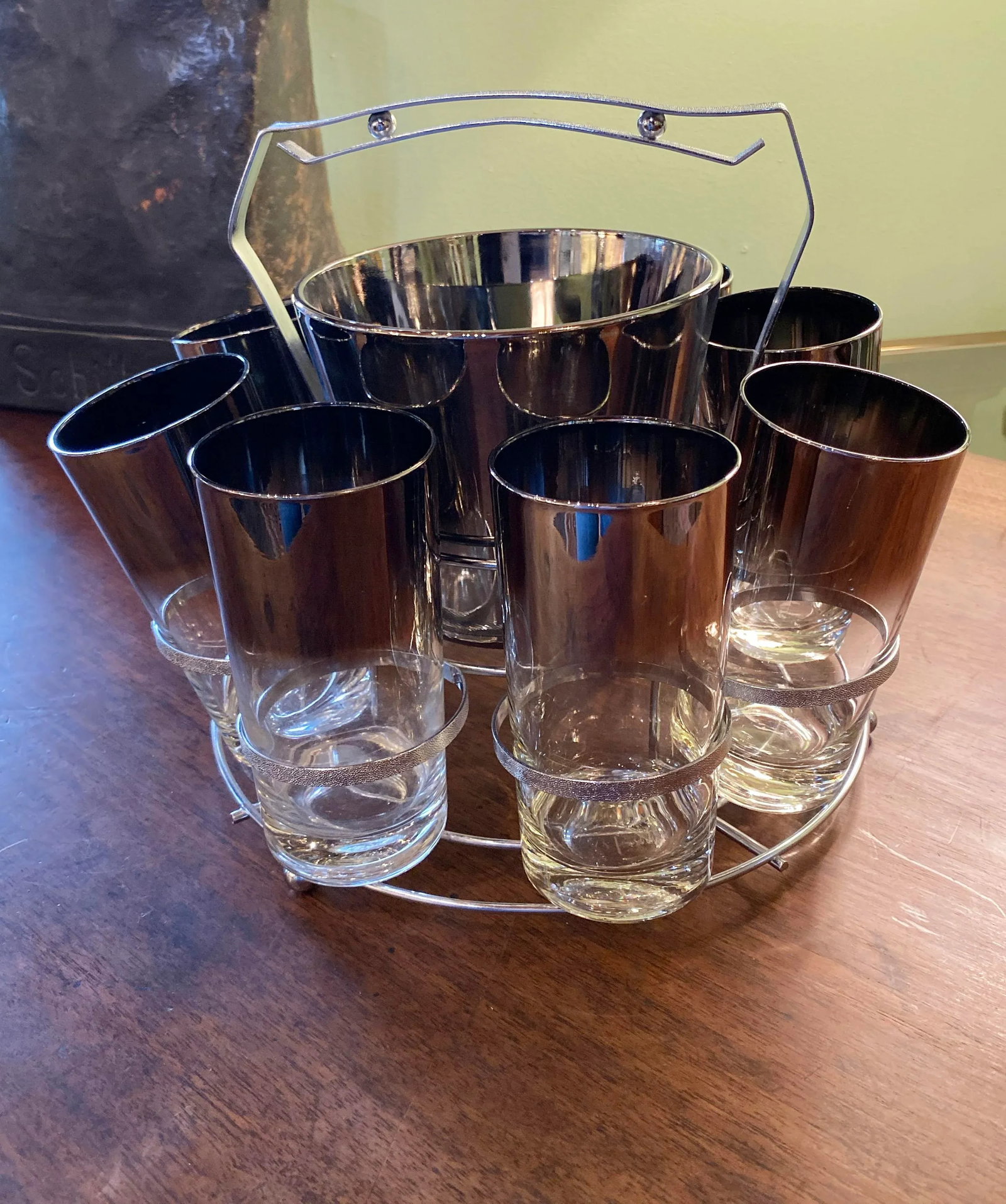 Mid 20th Century Dorothy Thorpe Glassware Set - Set of 10 - 6