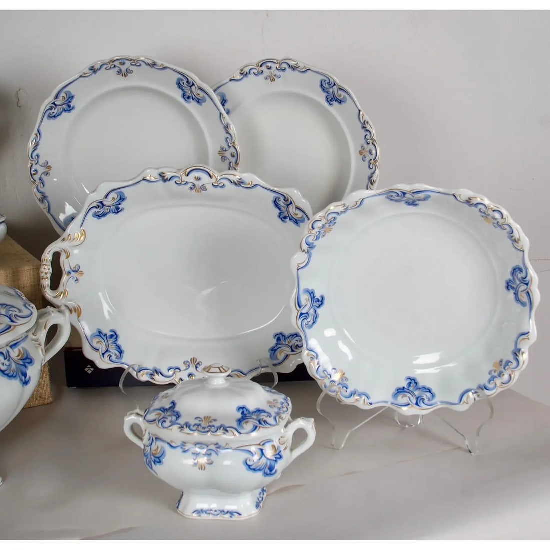 1851 Imperial Vienna Porcelain - Service for 18, 29 Pieces - 2