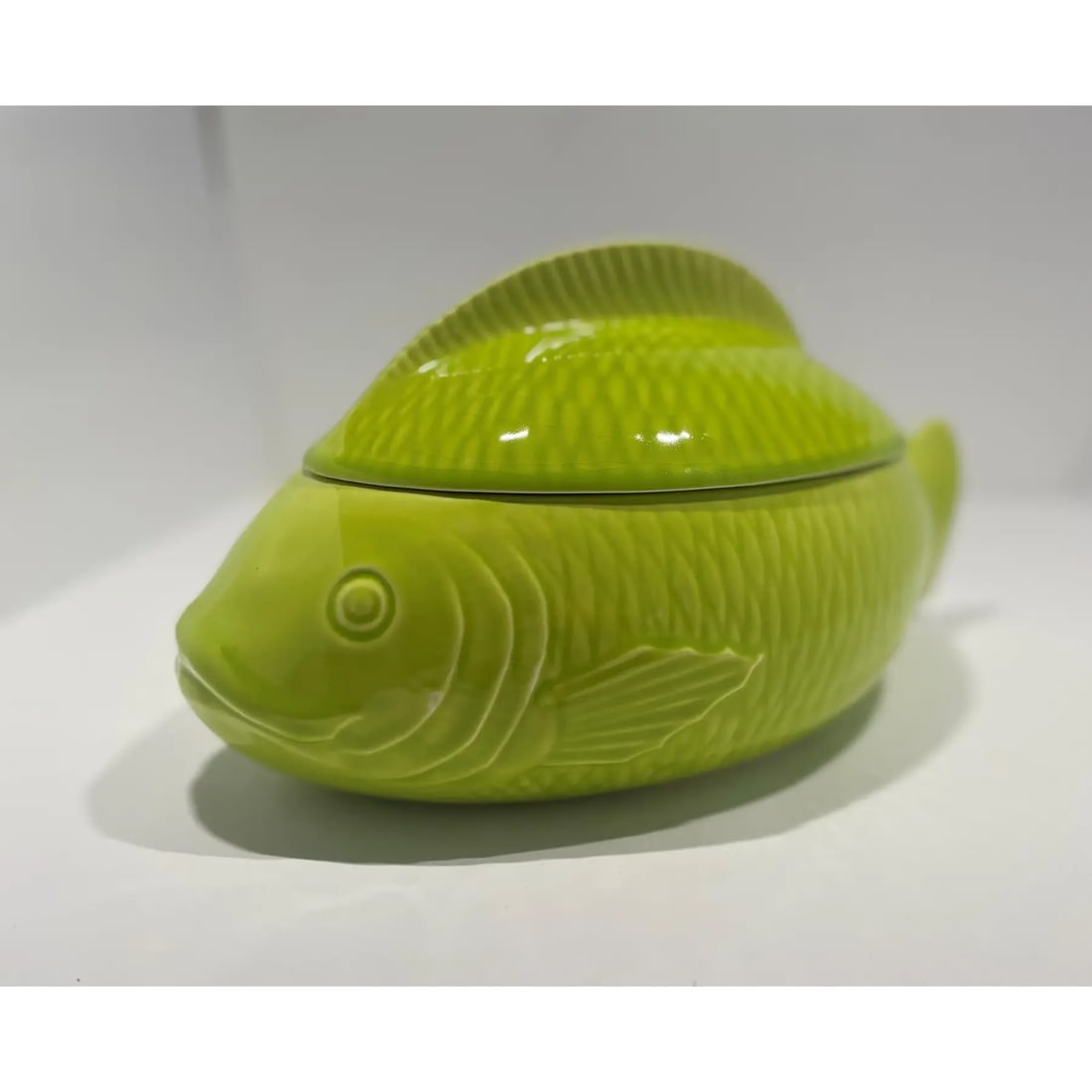 Vintage 1970s French Soup Tureen by Mottahedeh - 2