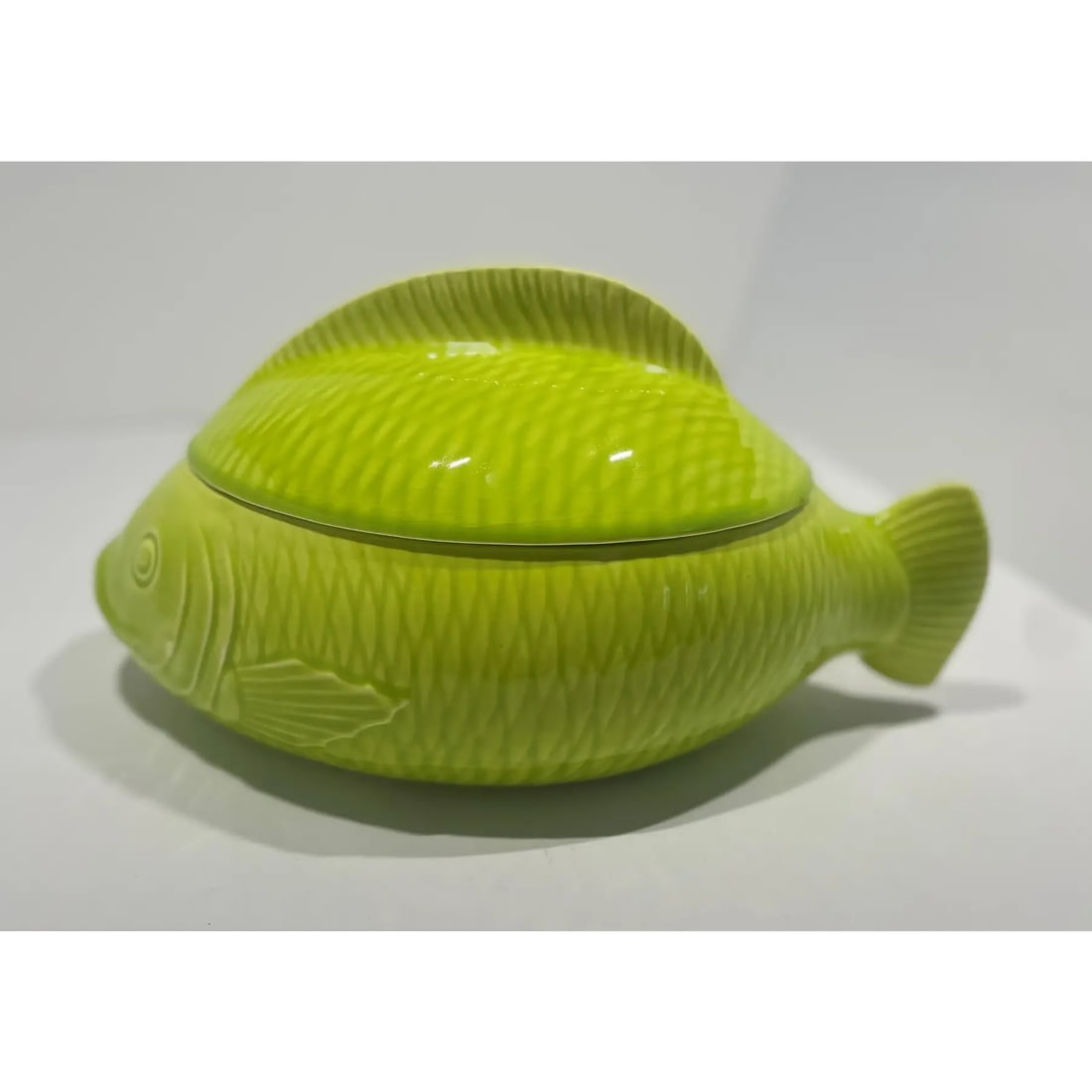 Vintage 1970s French Soup Tureen by Mottahedeh - 6