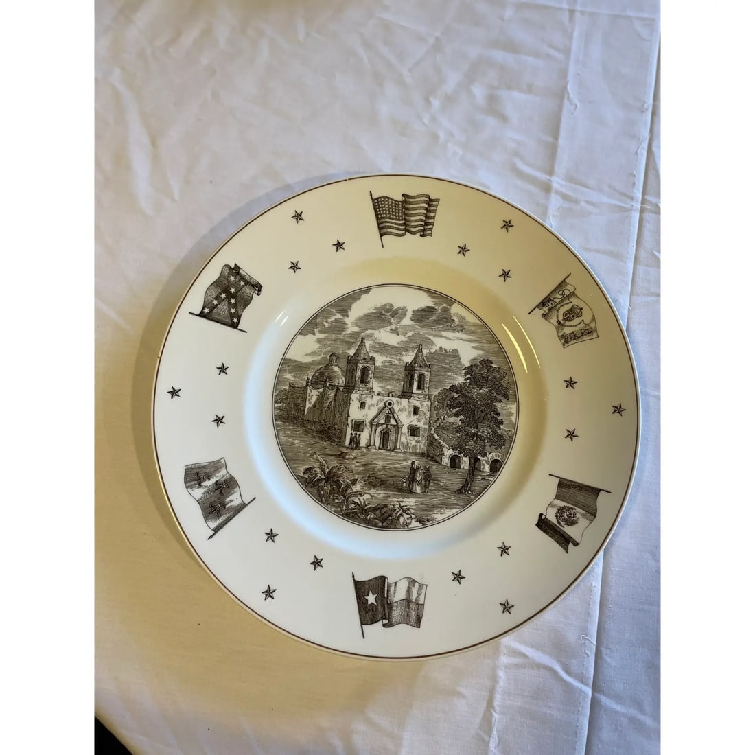1960s Josiah Wedgewood and Sons for Neiman Marcus Views of Old Texas Salad/Dessert Plates- Set of 5 - 3