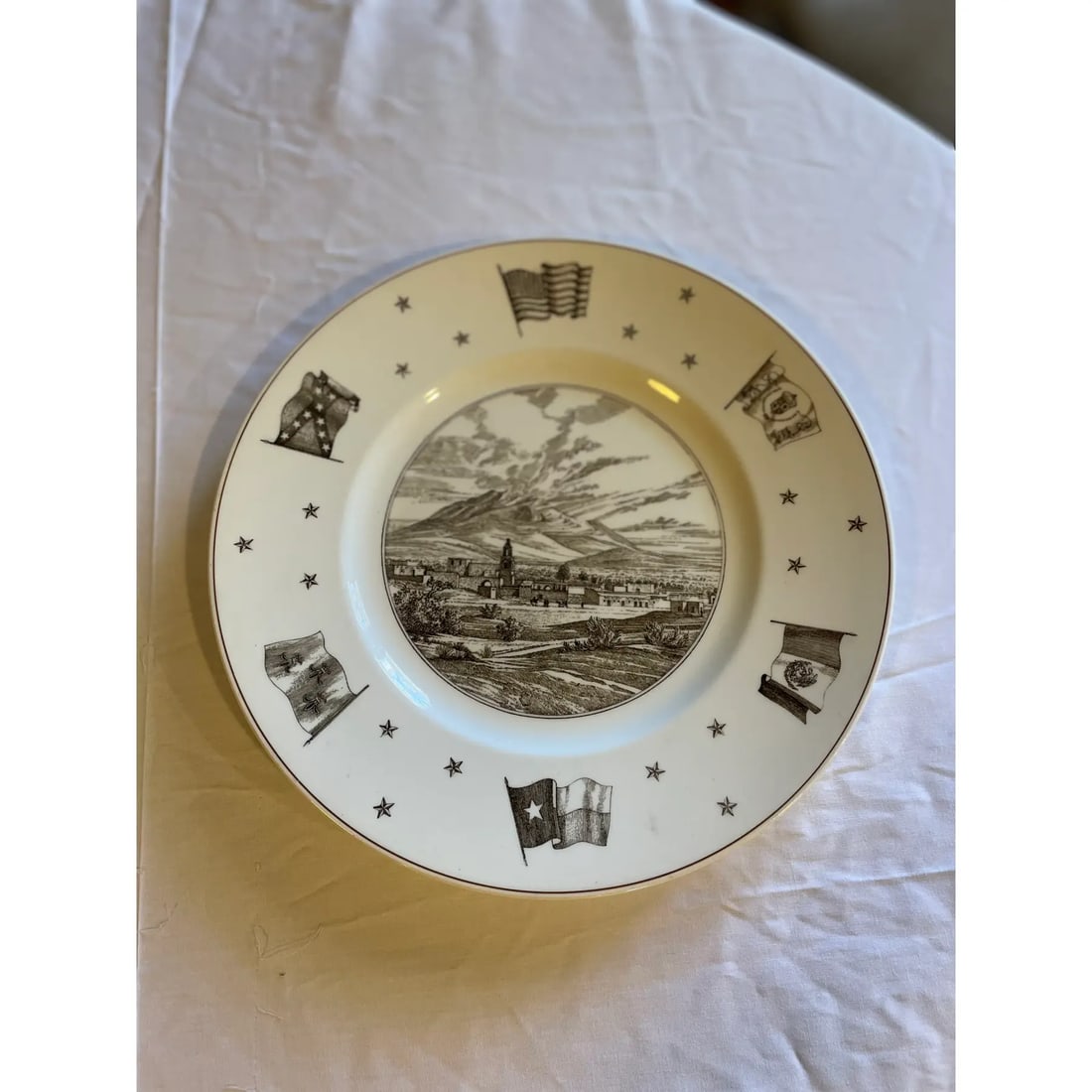 1960s Josiah Wedgewood and Sons for Neiman Marcus Views of Old Texas Salad/Dessert Plates- Set of 5 - 6