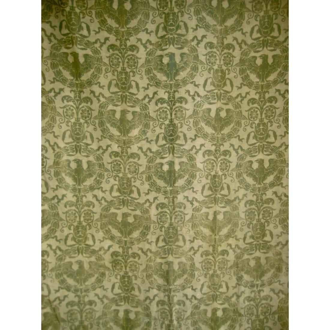1920s Green Fortuny Aigle in a Laurel Wreath Tablecloth or Table Cover - 3
