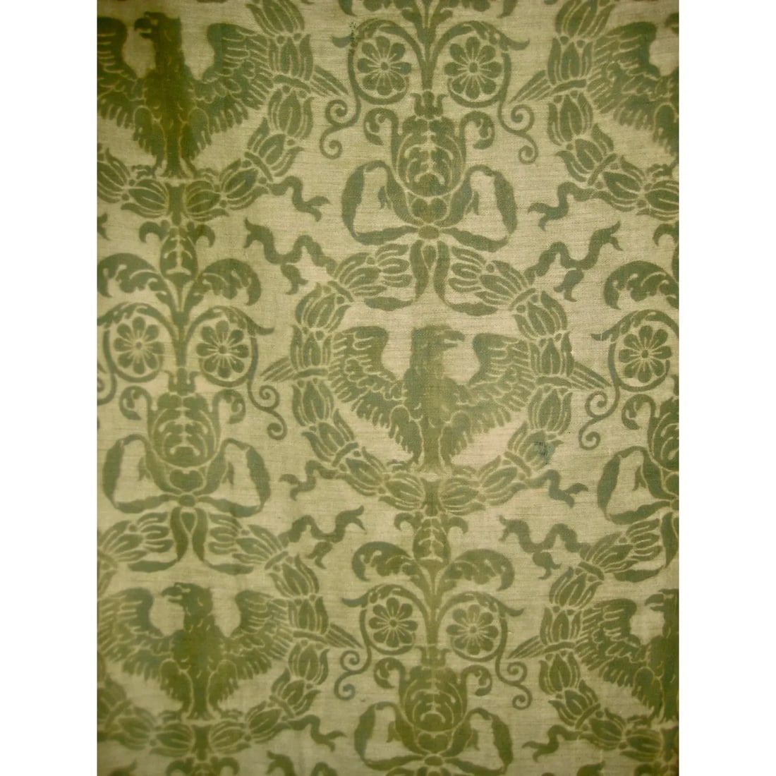 1920s Green Fortuny Aigle in a Laurel Wreath Tablecloth or Table Cover - 4