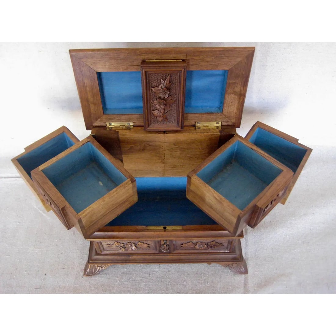 19 Century Black Forest Jewelry Box - 9