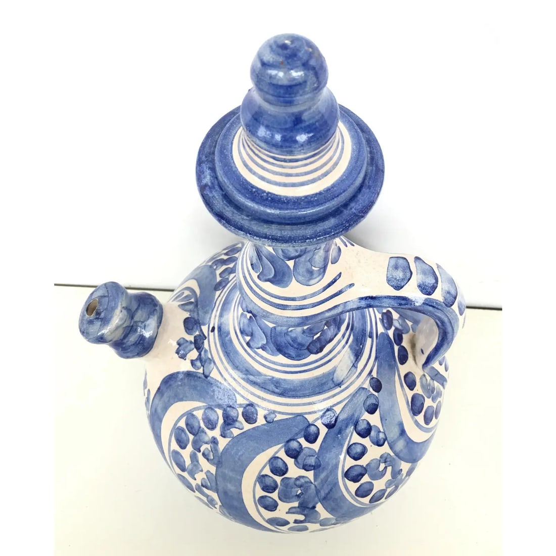 20th Century Glazed Earthenware Spanish Blue and White Painted Pitcher With Top - 3