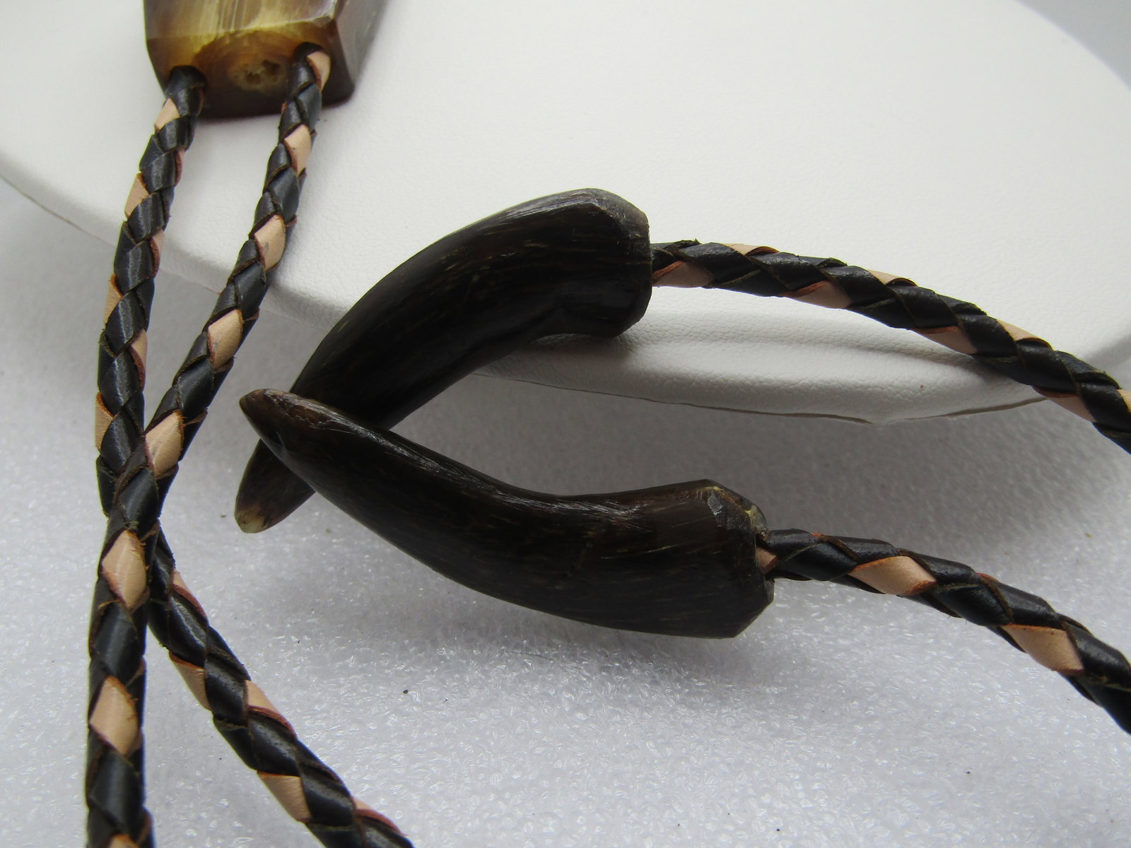 Vintage Polished Horn/Antler Bolo Tie with Horn End Caps, Mid-Century 38", Southwestern - 4