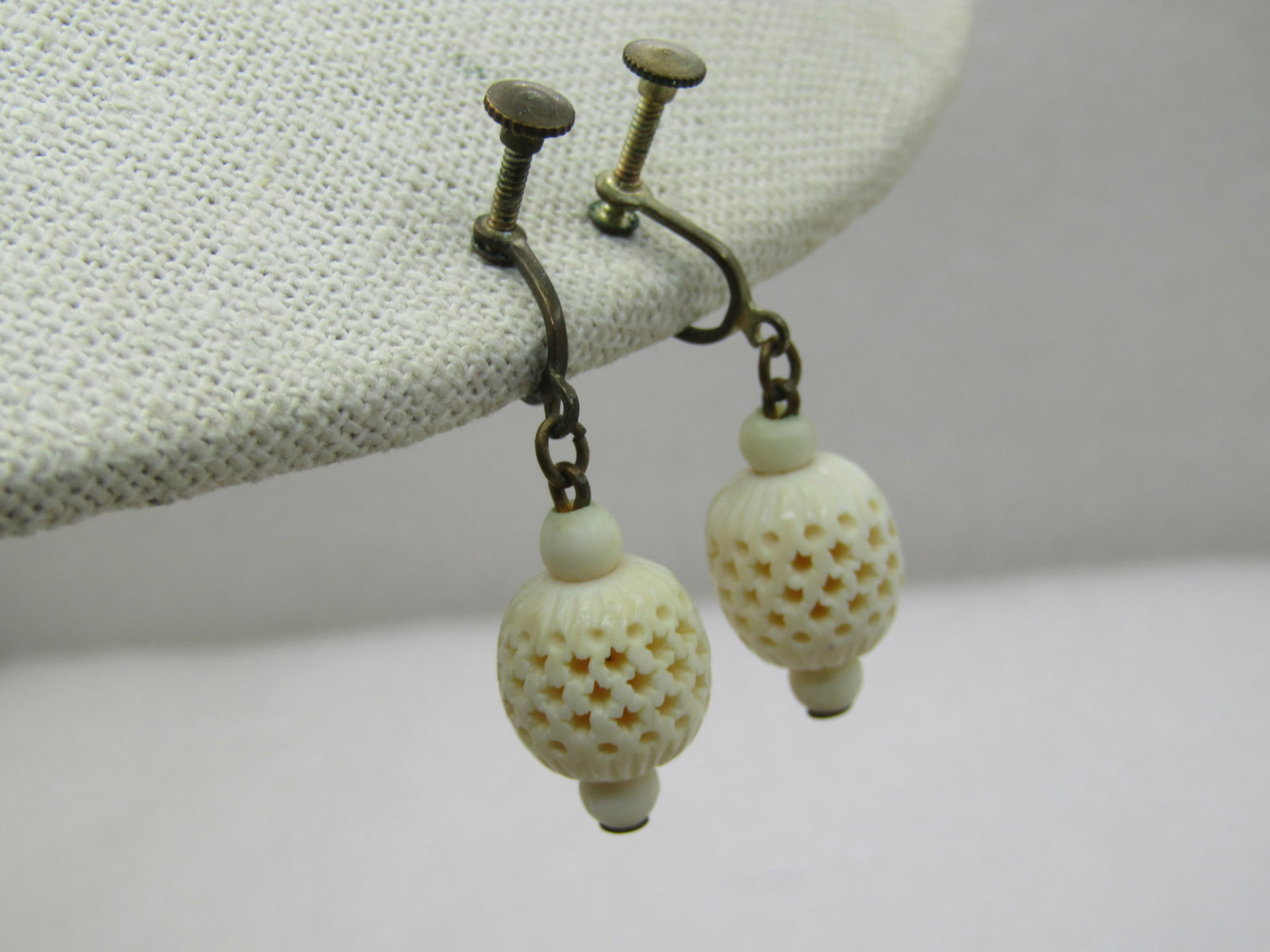 Vintage Carved Lantern Earrings, Screw Back, Mid-Century, 1.5" - 4