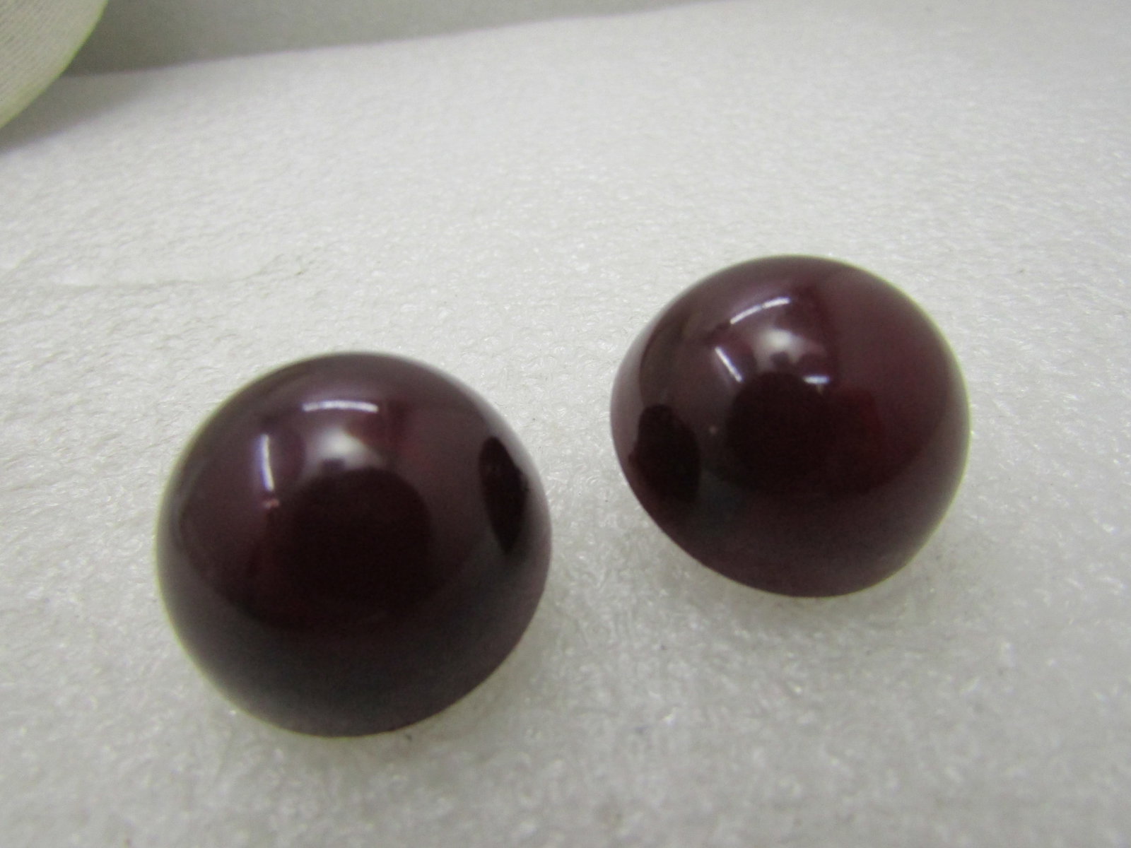 Vintage Brown Plastic Domed Clip Earrings, 1960's, Round - 2