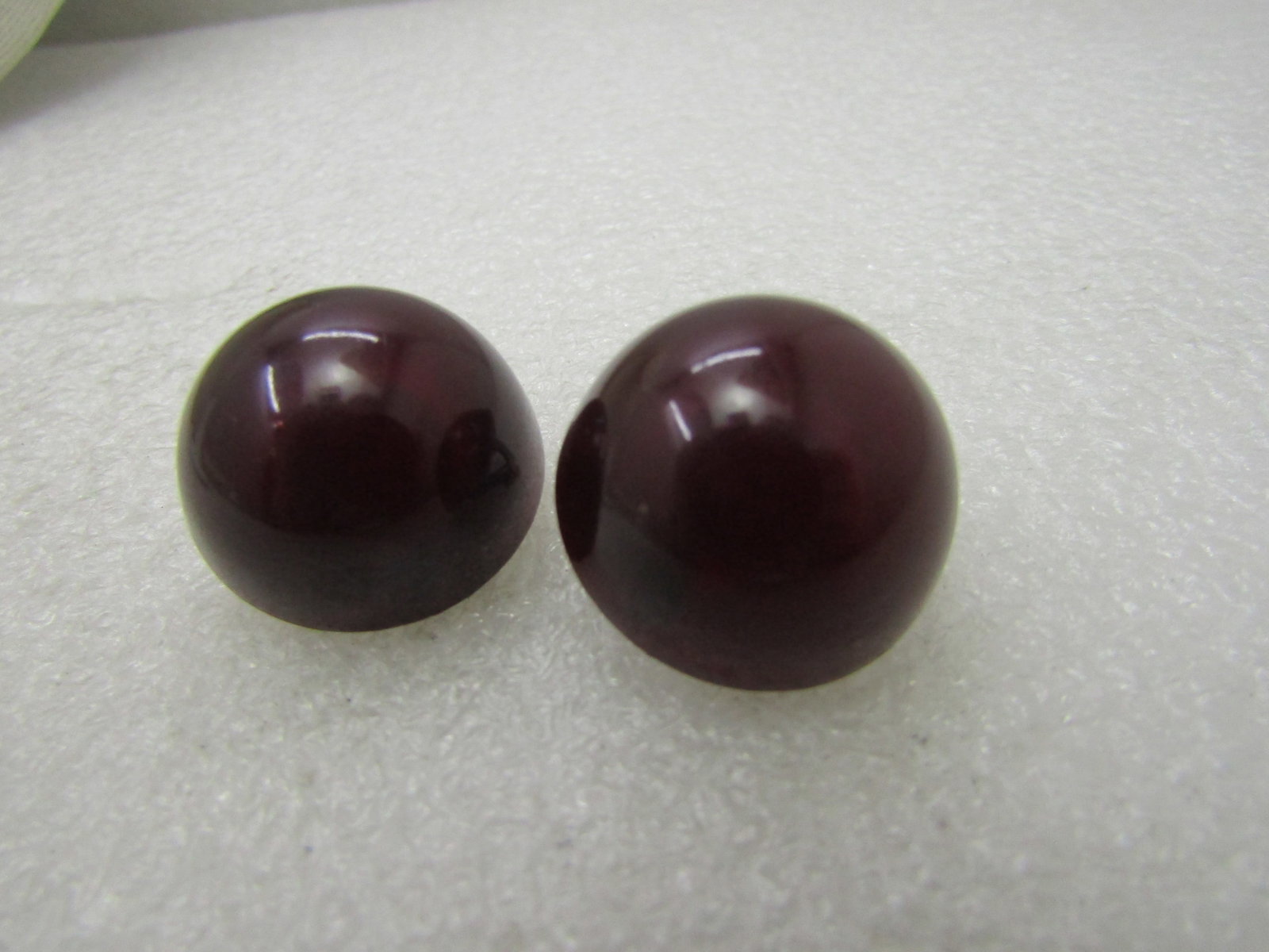 Vintage Brown Plastic Domed Clip Earrings, 1960's, Round - 3
