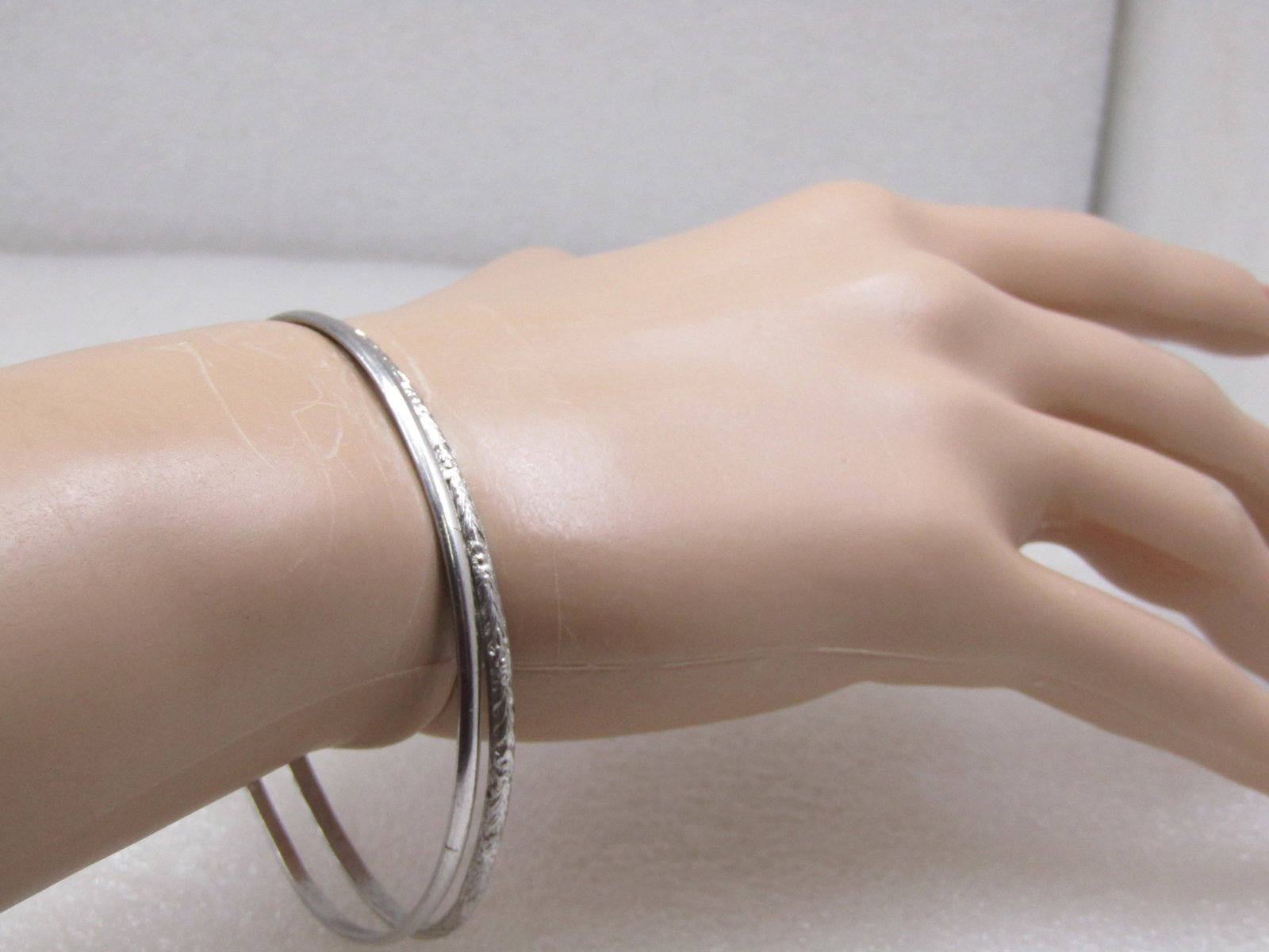 Vintage Pair of Sterling Bangle Bracelets, 7.75", Signed BB - 5