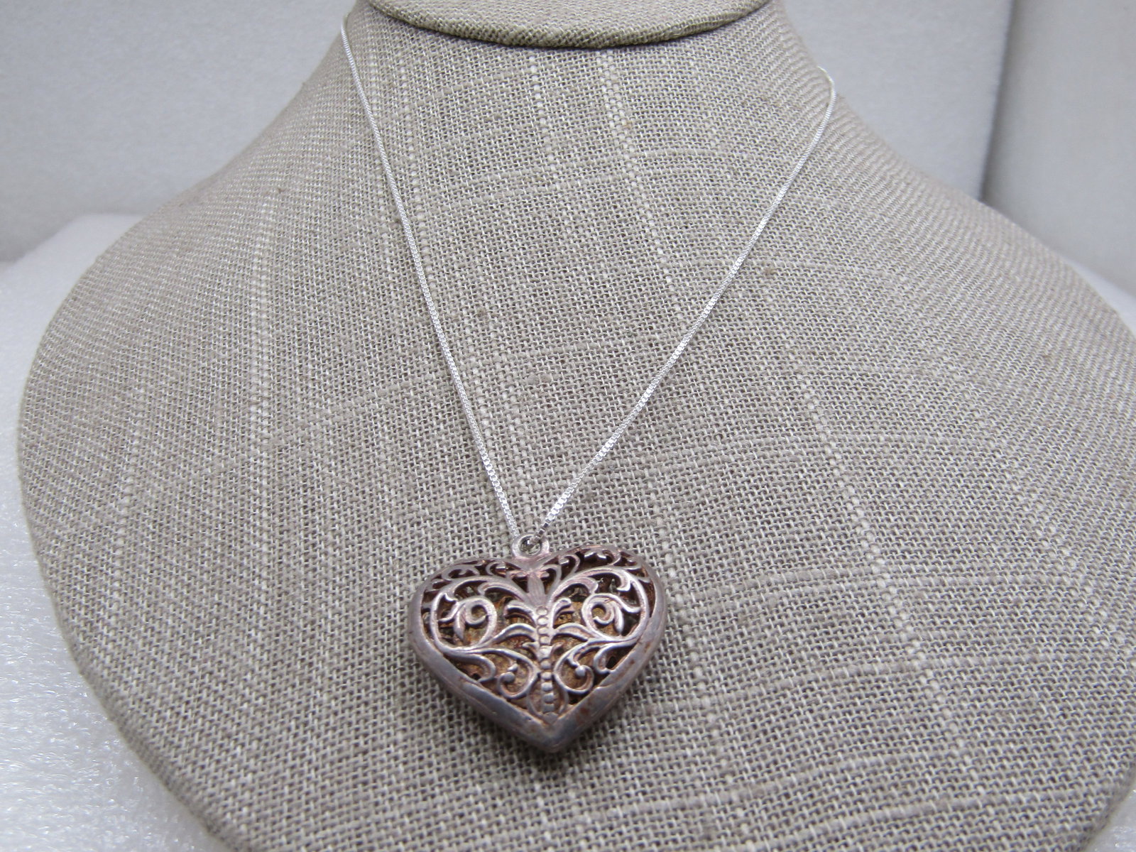 Vintage 10kt GF Triple Heart Stick Pin with Safety Cap - 4