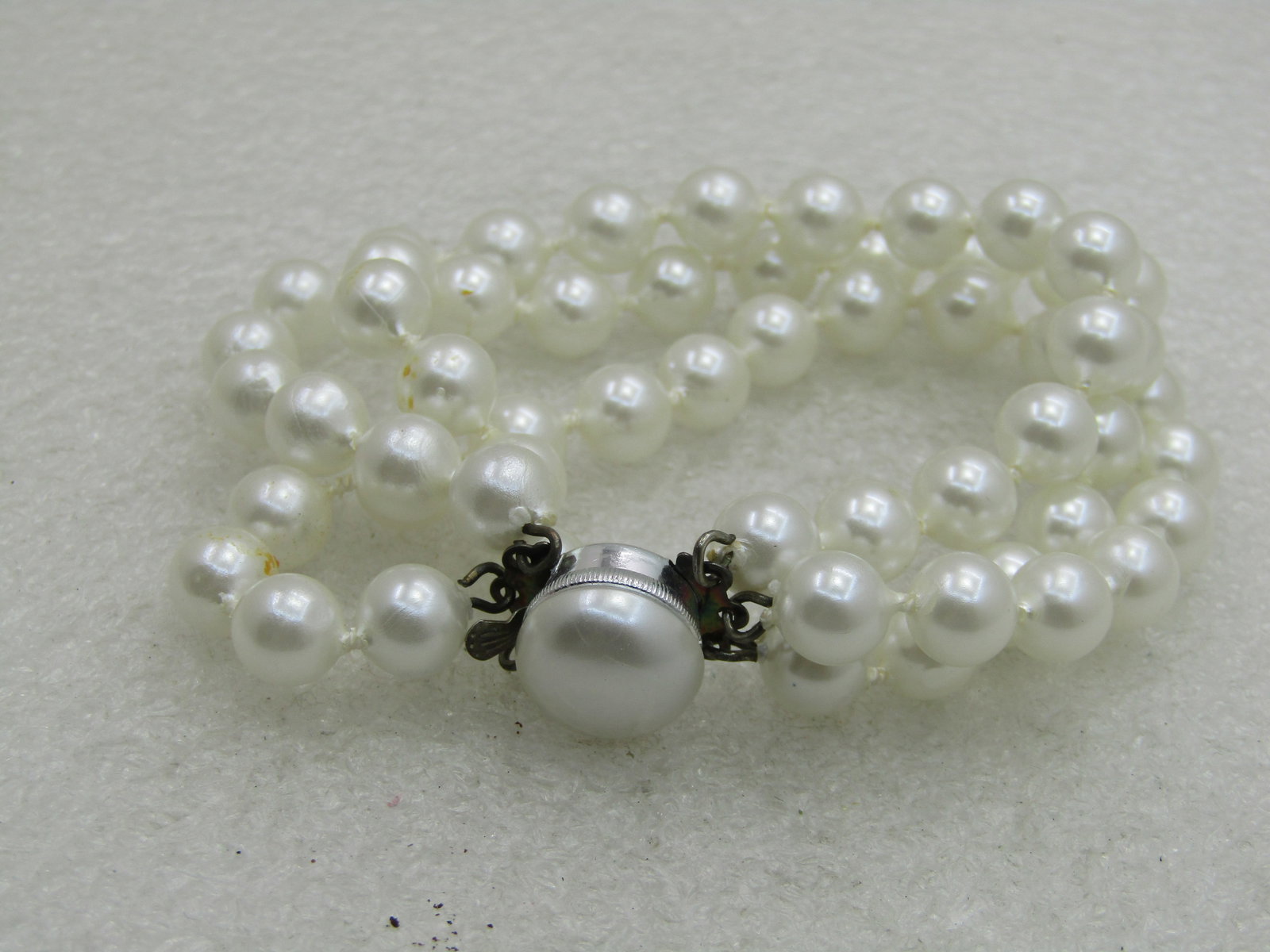 Vintage Triple Strand Faux Pearl Bracelet, Hong Kong, 7.5" - 3