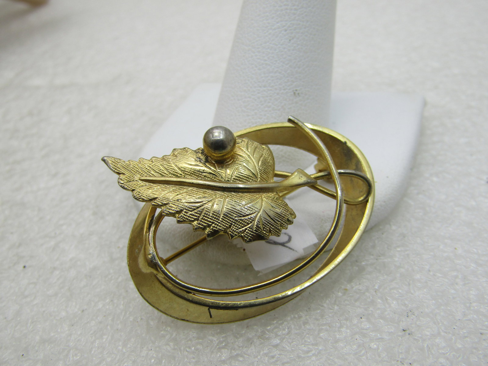 Vintage Leaf Brooch, Oval Frame, Gold Tone with silver tone bead accent - 1.5" - 3