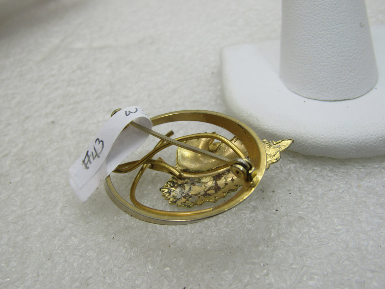 Vintage Leaf Brooch, Oval Frame, Gold Tone with silver tone bead accent - 1.5" - 5