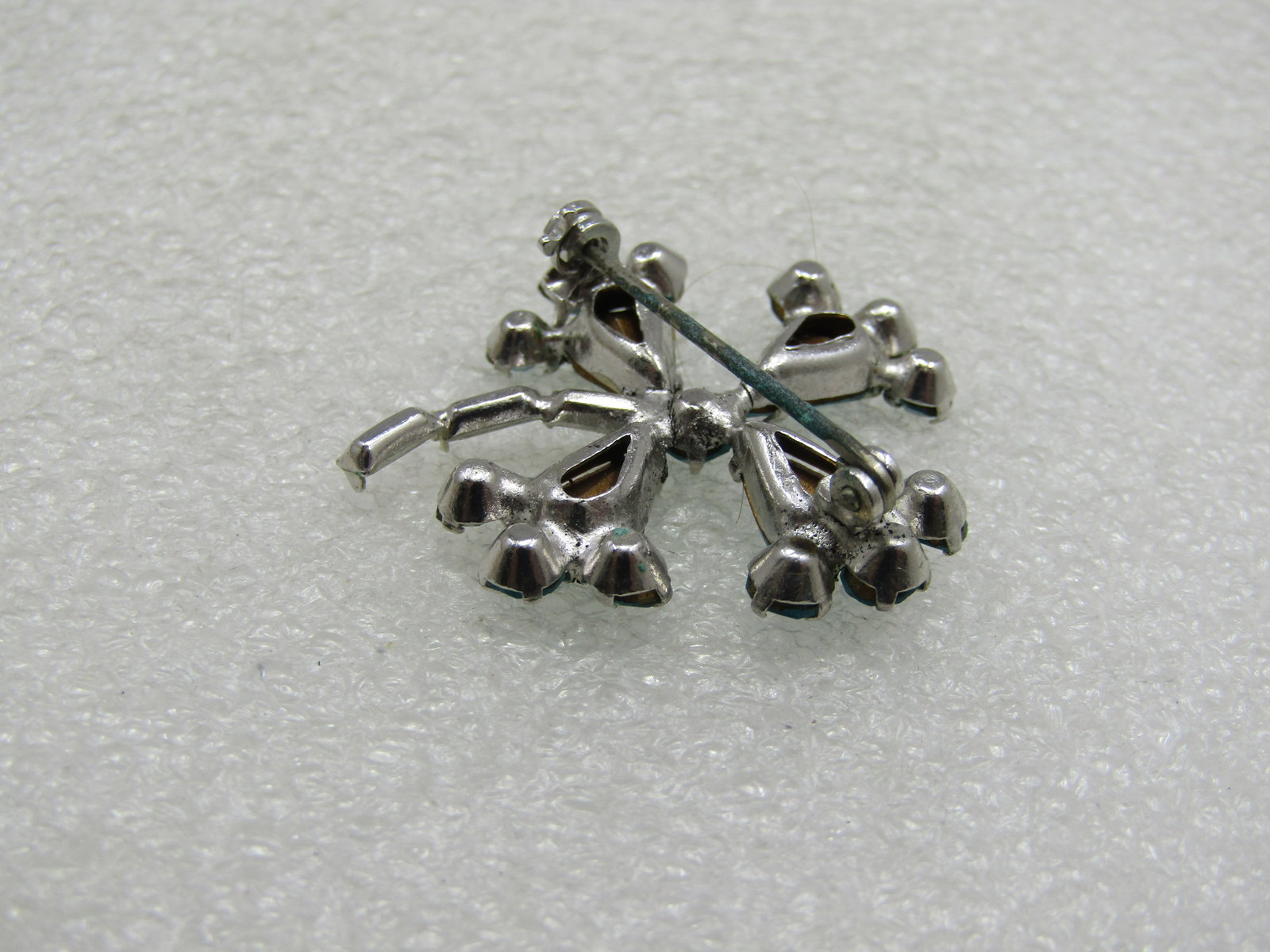 Vintage Aqua & Clear Rhinestone 4 Leaf Brooch, 1.75" - 5