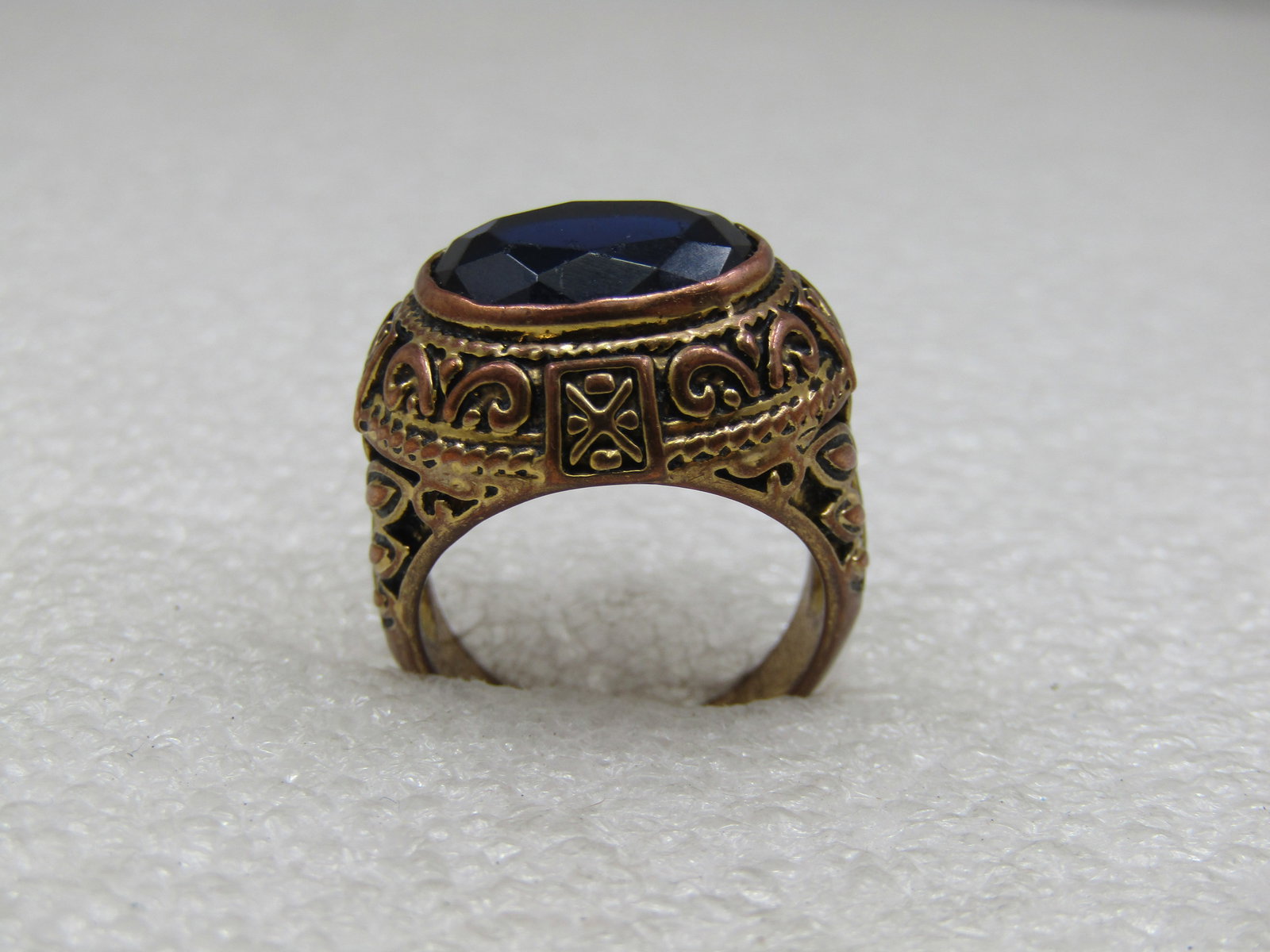Vintage 10kt G.P. Black Statement Ring, Sz. 7.25. Two-Tone, Gothic Themed - 4