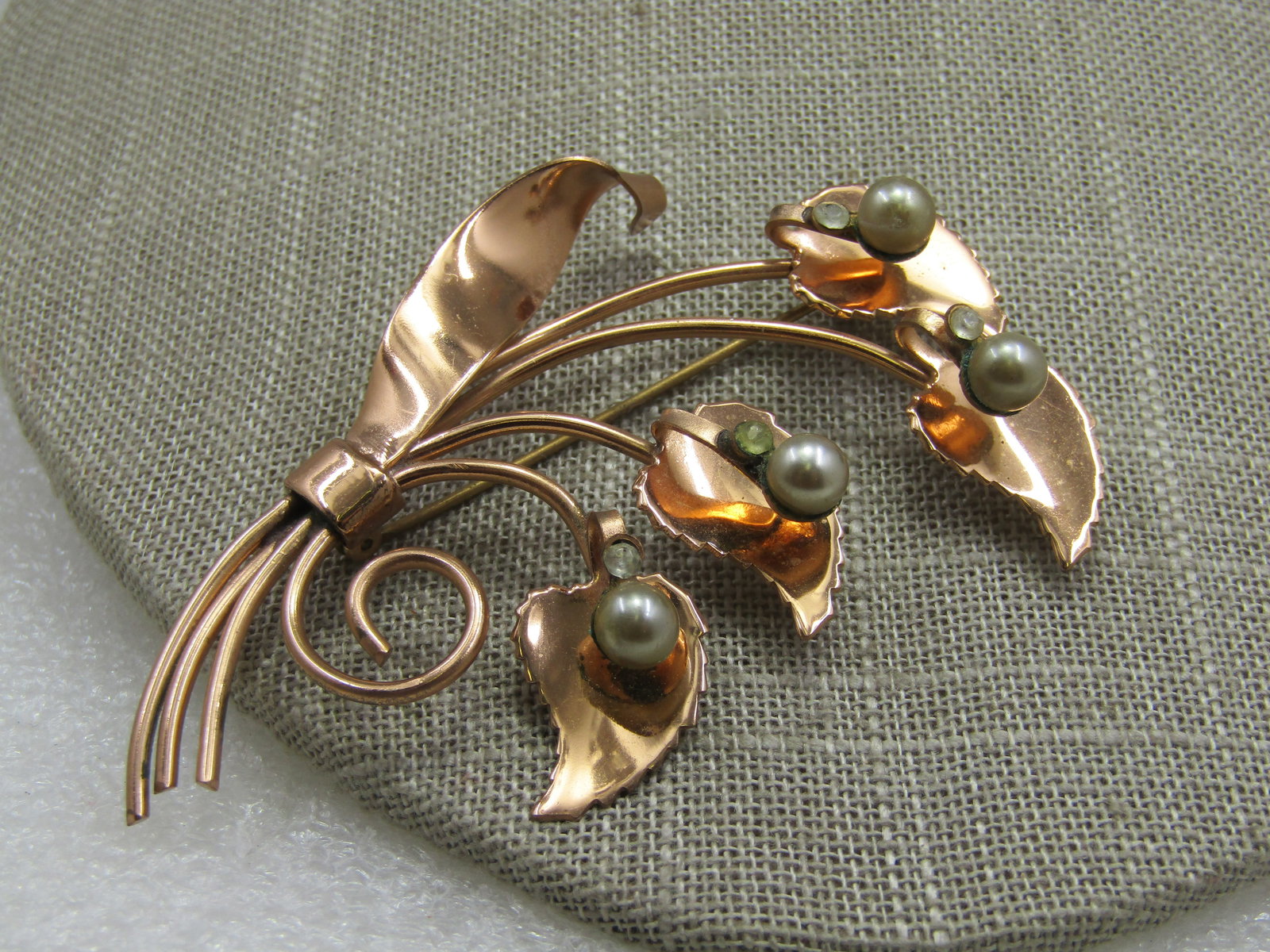 Vintage 1940's Rose Tone Floral Brooch, Pearl & Rhinestone Accents, 3" - 2