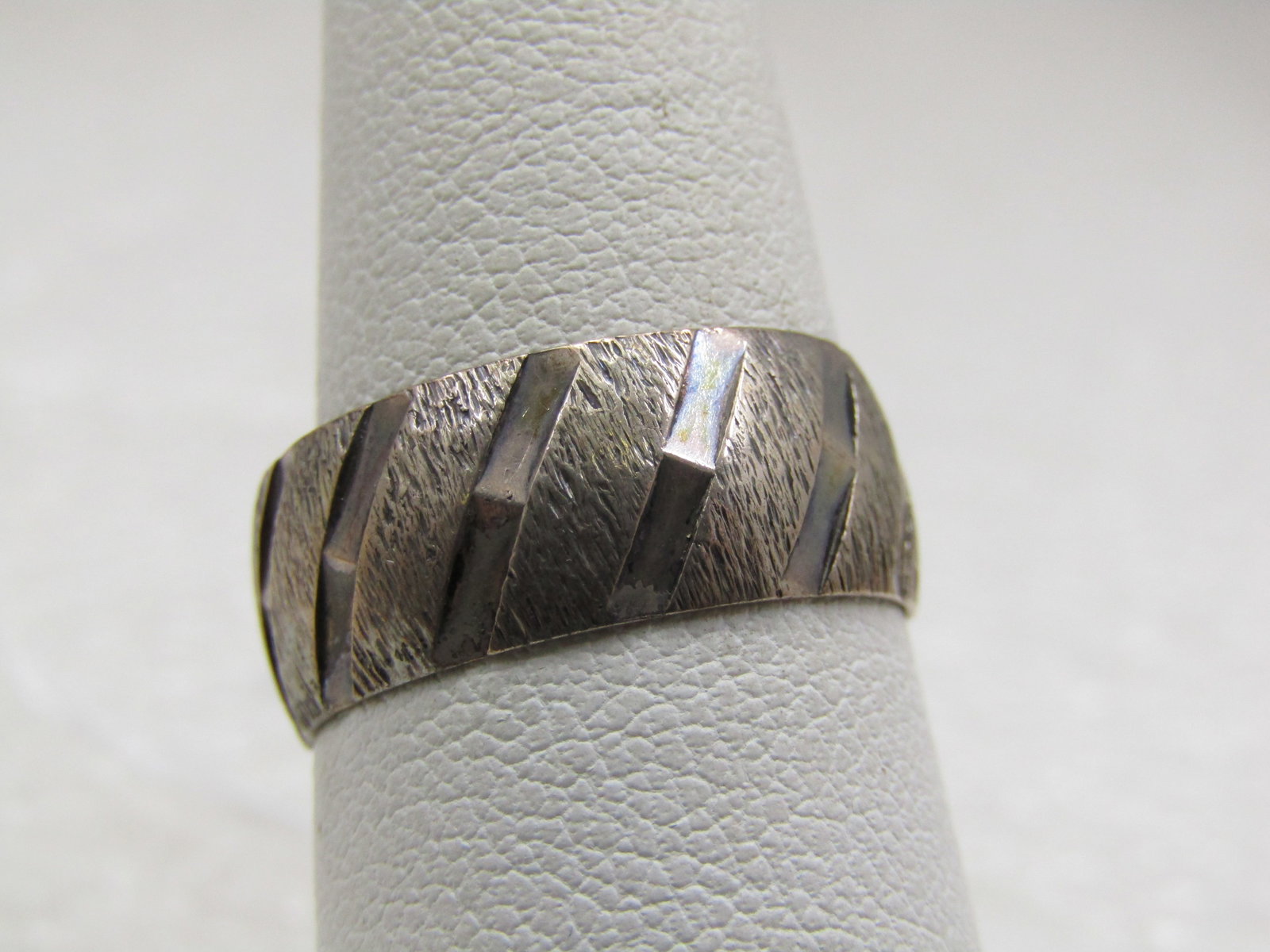 Vintage Sterling 7.5mm Wide Band Ring, Sz. 8, Signed M.H - 2