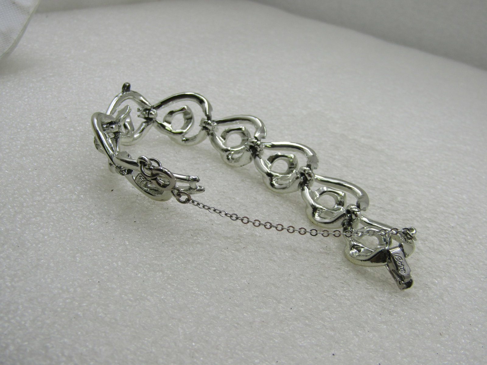 Vintage Coro Silver tone Curved Link Bracelet, Safety Chain, 7", 1960's. - 6