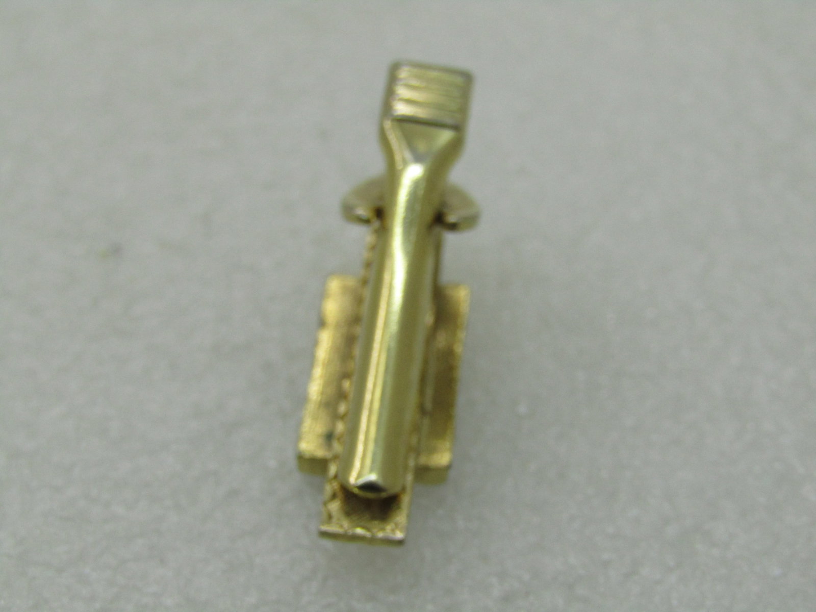 Vintage C.C. Tie Clasp , 1.5", Gold Tone, 1960's - 4