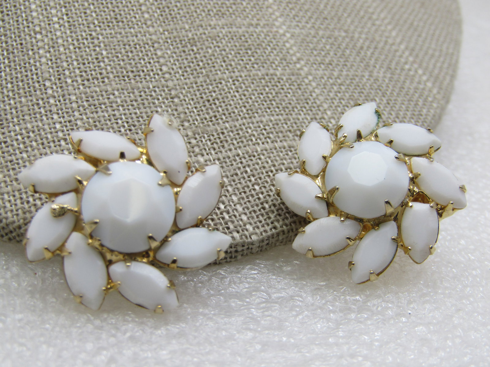 Vintage Spiral Blossom Milk Glass Clip Earrings - 2