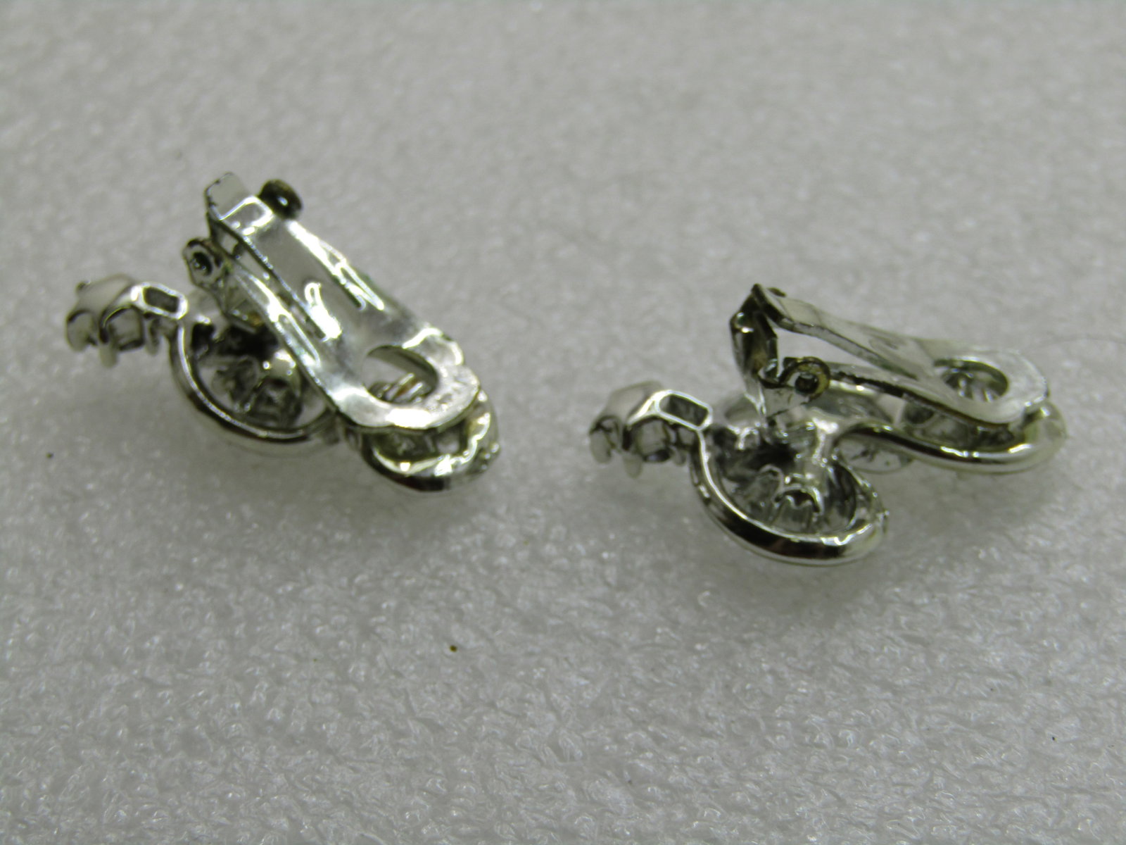 Vintage Aurora Borealis Rhinestone Clip Earrings, 1960's - 5