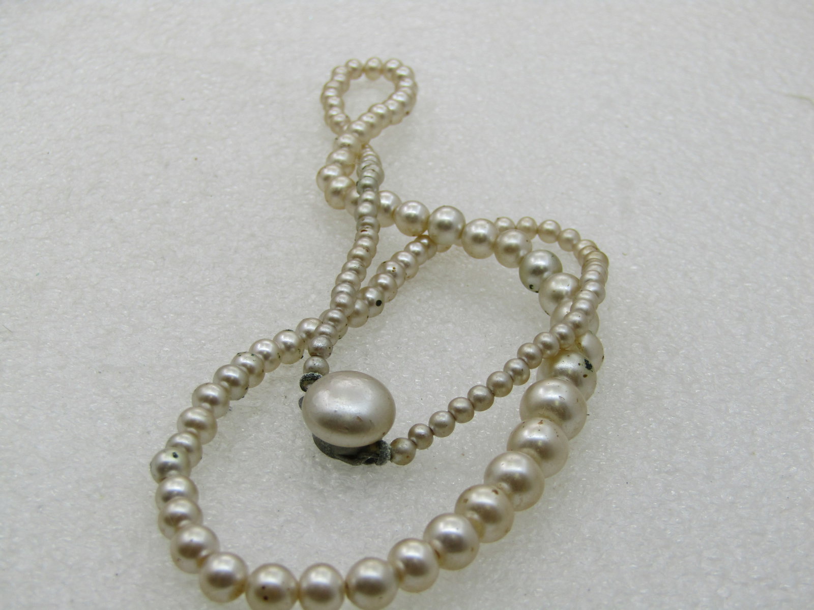 Vintage Graduated Faux Pearl Necklace, 17.5", 2.5mm-7.5mm - 5