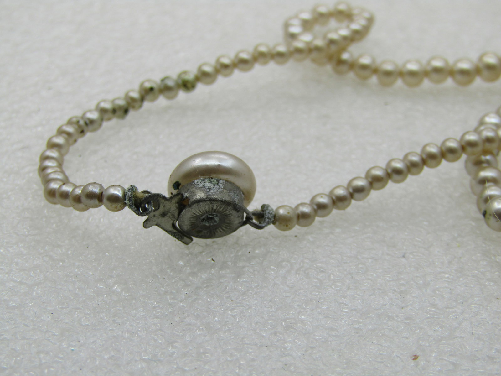 Vintage Graduated Faux Pearl Necklace, 17.5", 2.5mm-7.5mm - 6