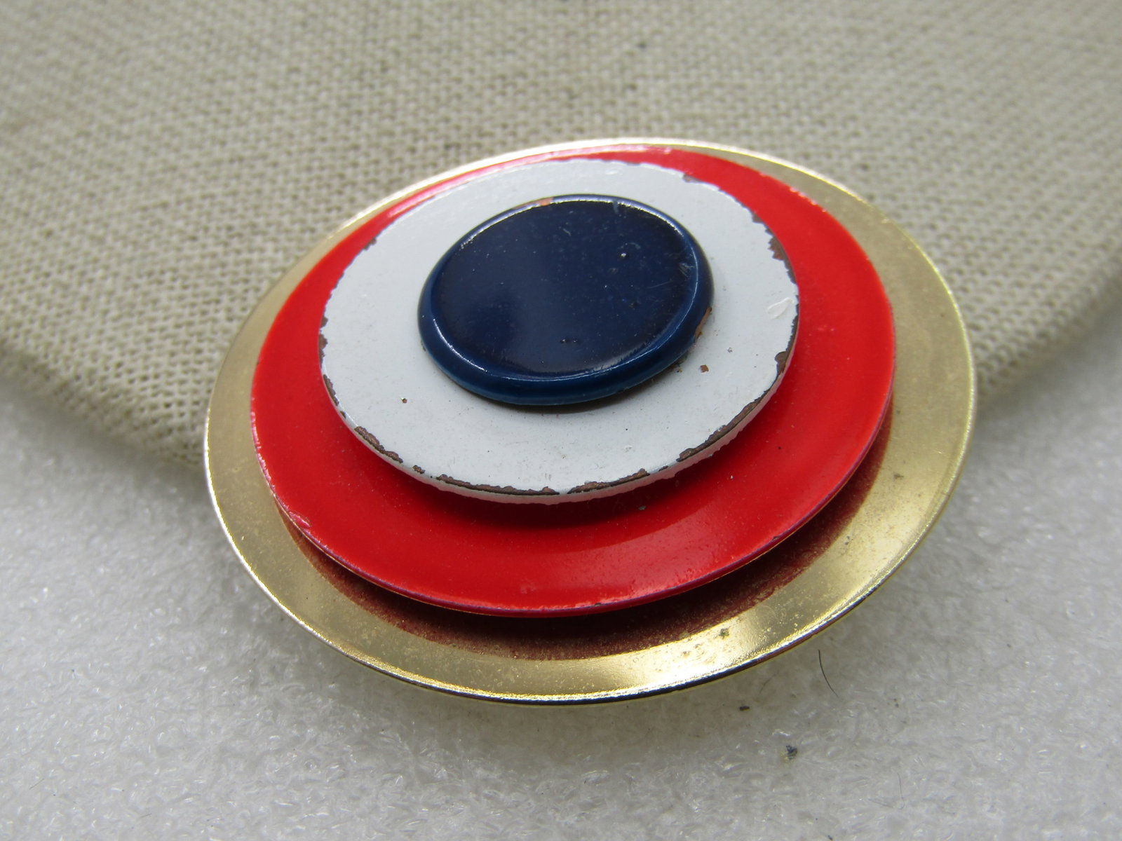 Vintage Gold Tone & Enameled Tiered Brooch, 1960's - 3