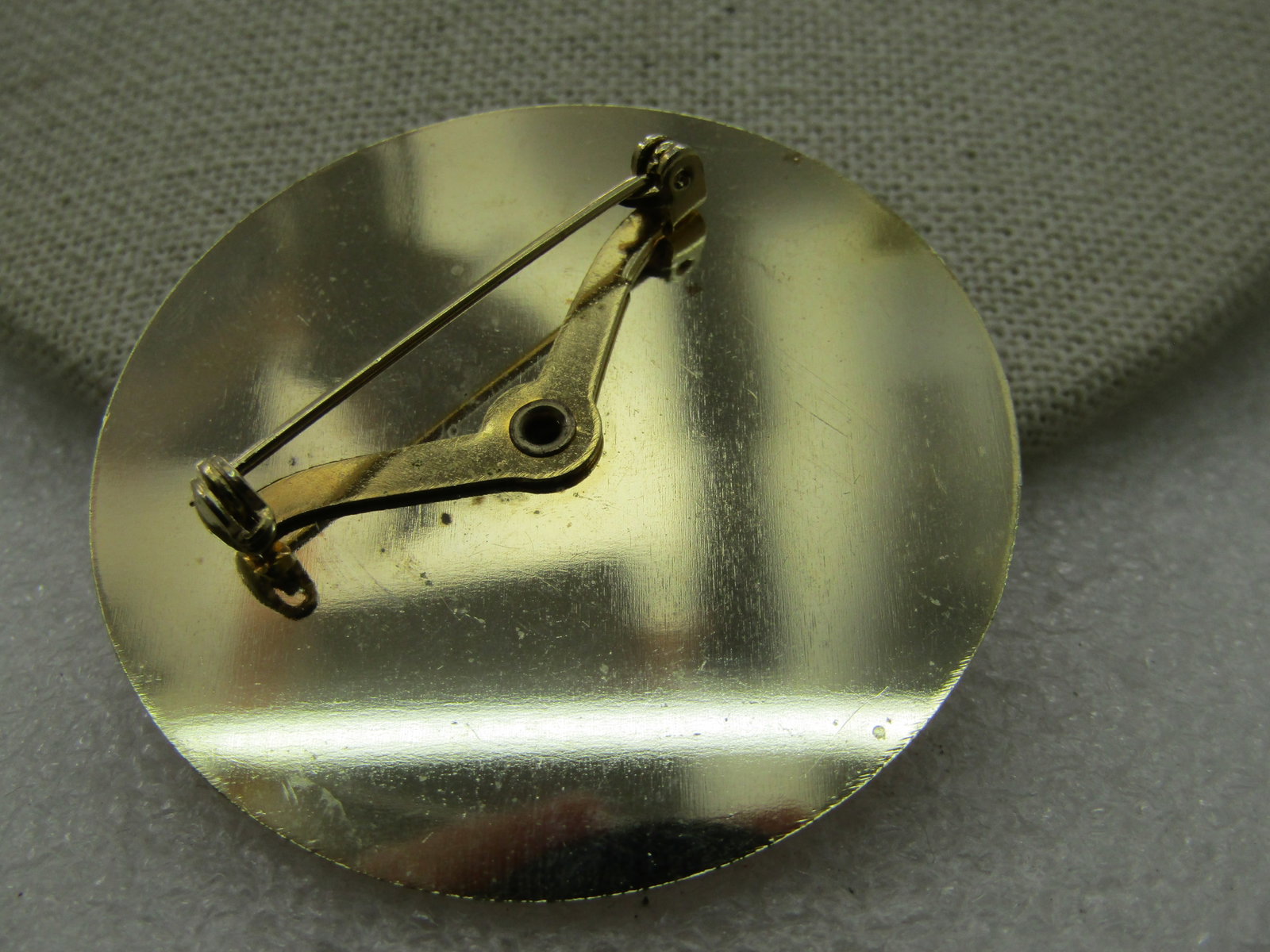 Vintage Gold Tone & Enameled Tiered Brooch, 1960's - 5