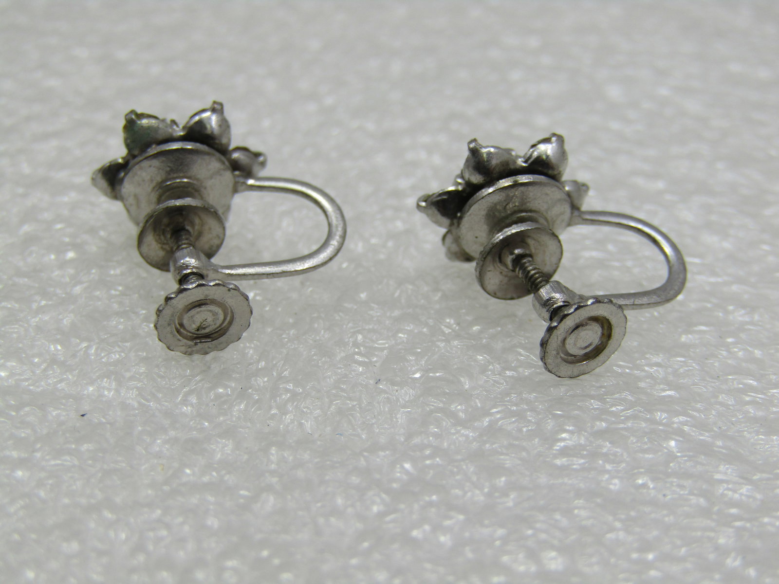 Vintage Floral Rhinestone Stud Earrings, Screw Back, 1940's - 5