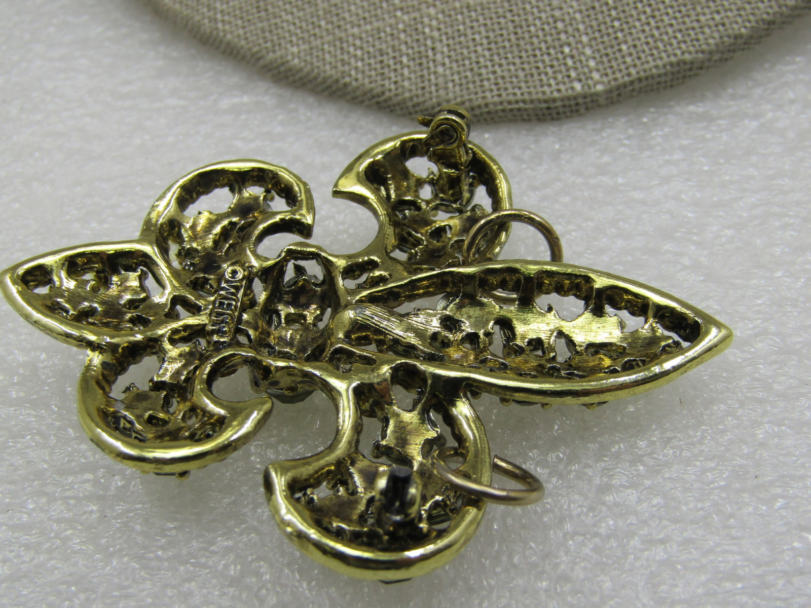 Vintage Weiss Green Rhinestone Fleur-de-Lis Pendant - 4
