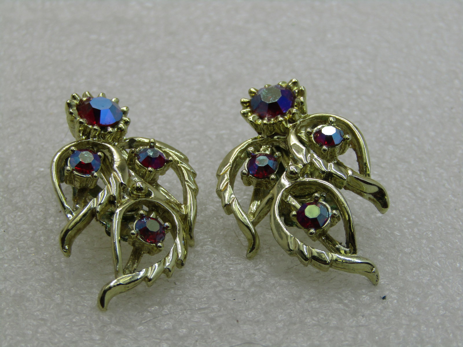 Vintage Judy Lee Red Rhinestone Earrings, Clip, Aurora Borealis - 2