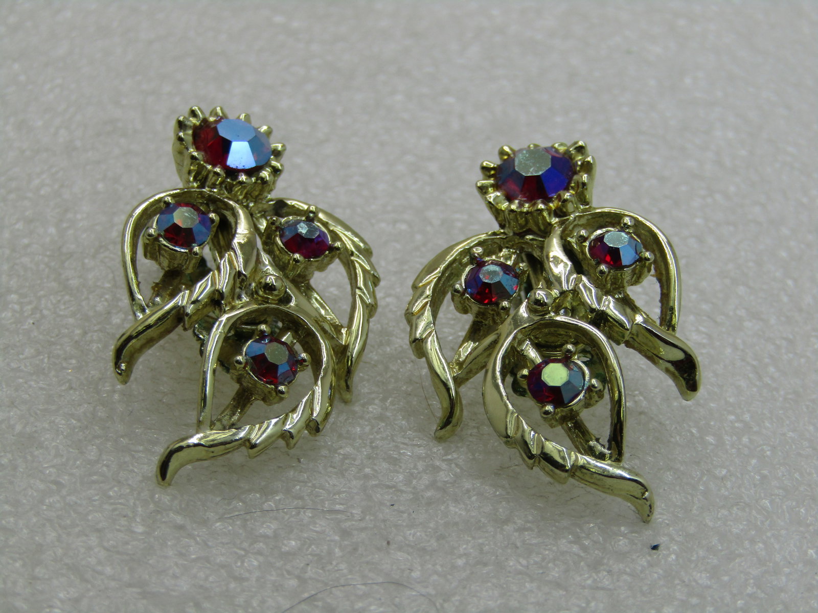 Vintage Judy Lee Red Rhinestone Earrings, Clip, Aurora Borealis - 3