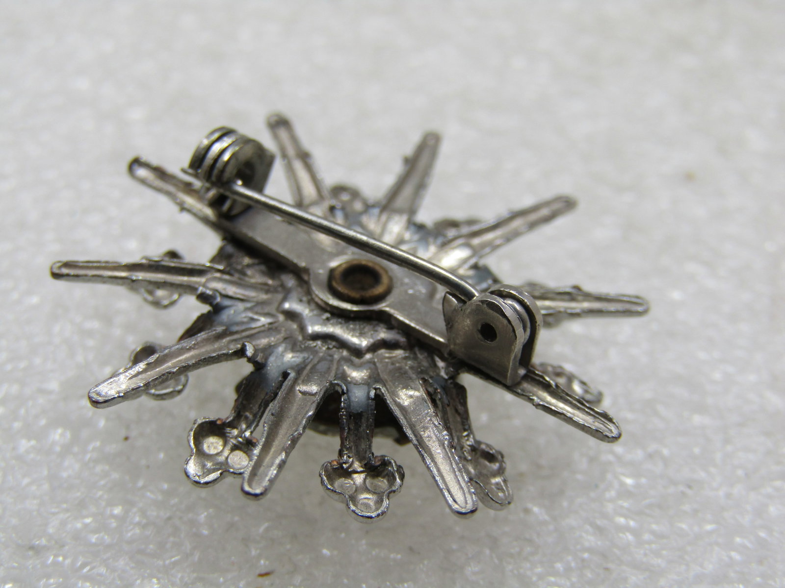 Vintage Silver Tone Rhinestone Starburst Brooch, 1940's-1950's - 6