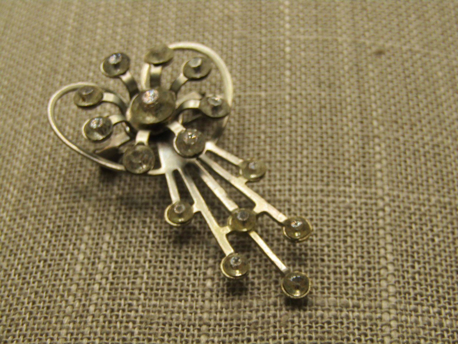 Vintage Rhinestone Heart/Ray Brooch, 1960's - 6