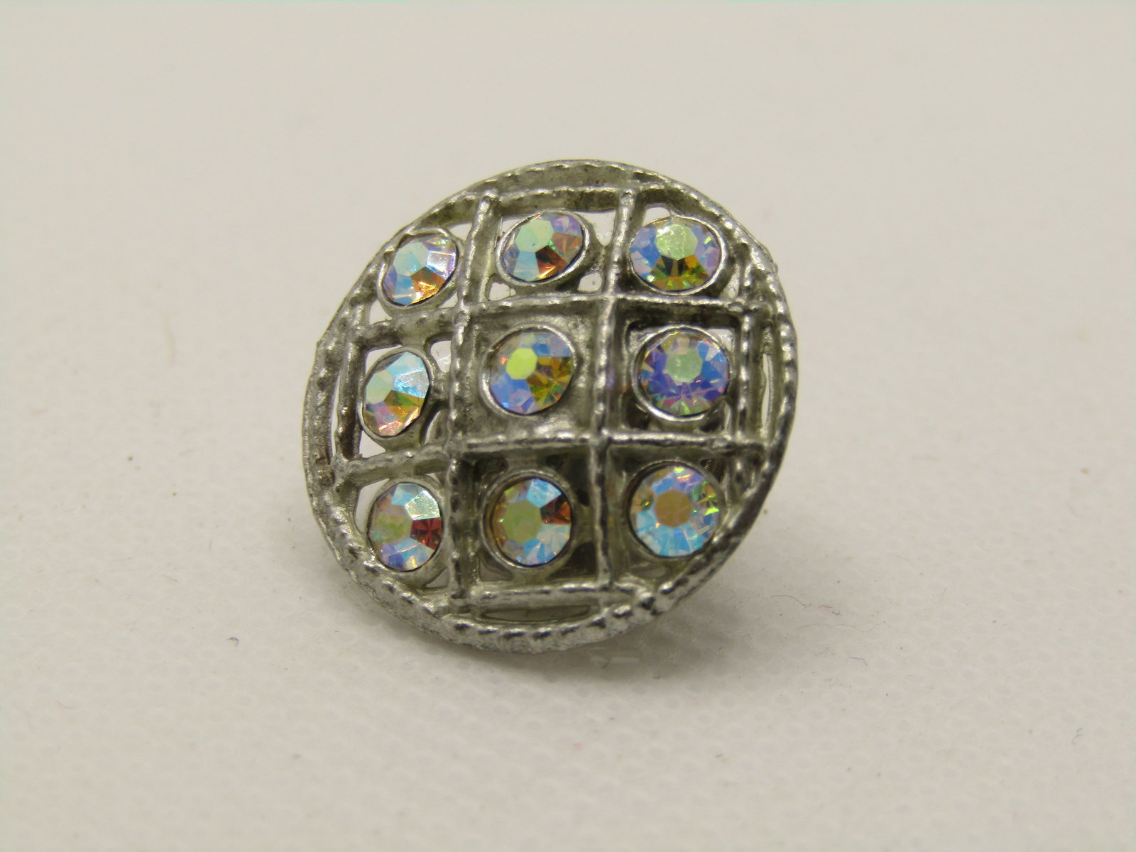 Vintage Aurora Borealis Rhinestone, 3/4" Round - 2