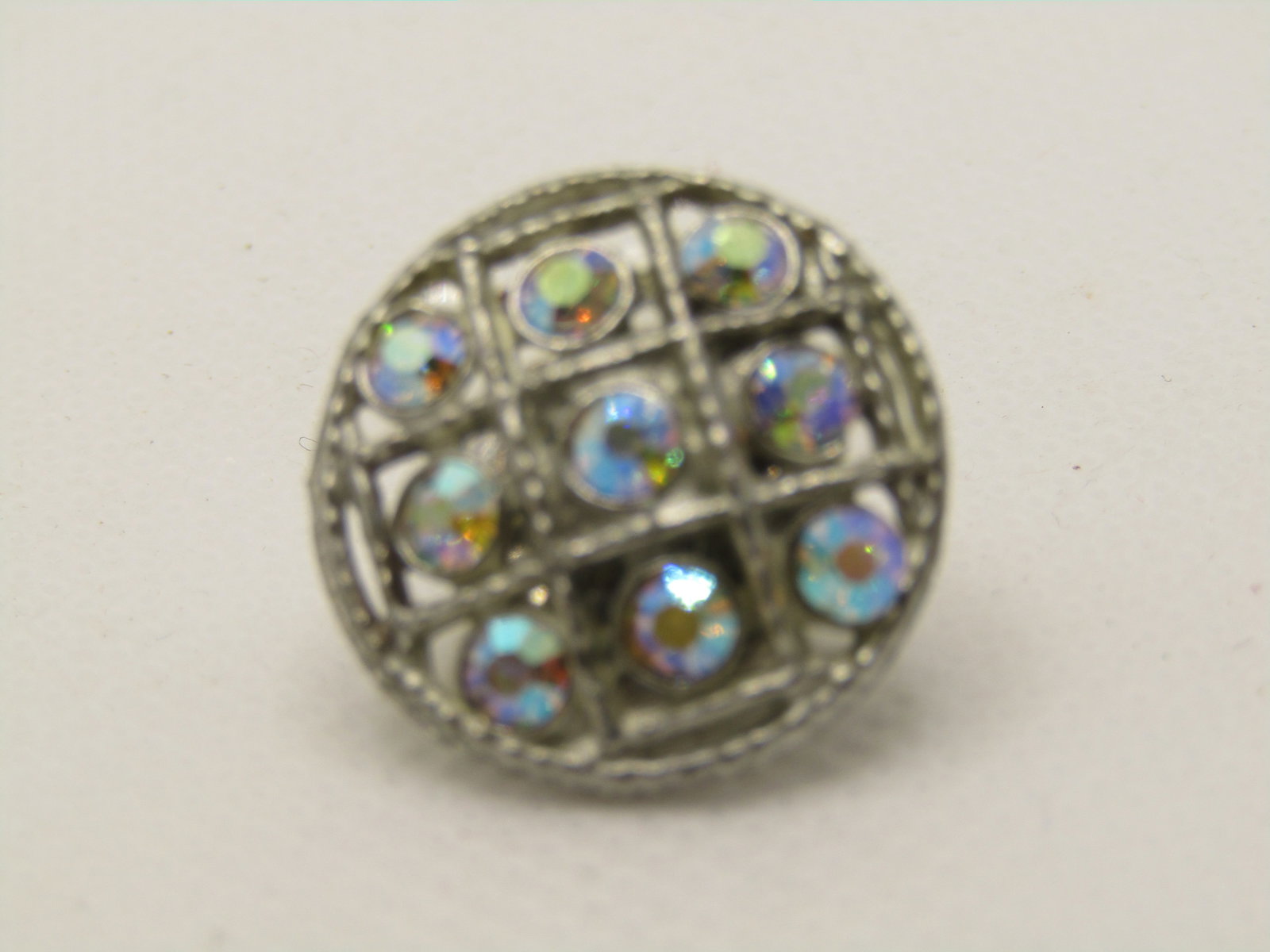 Vintage Aurora Borealis Rhinestone, 3/4" Round - 3